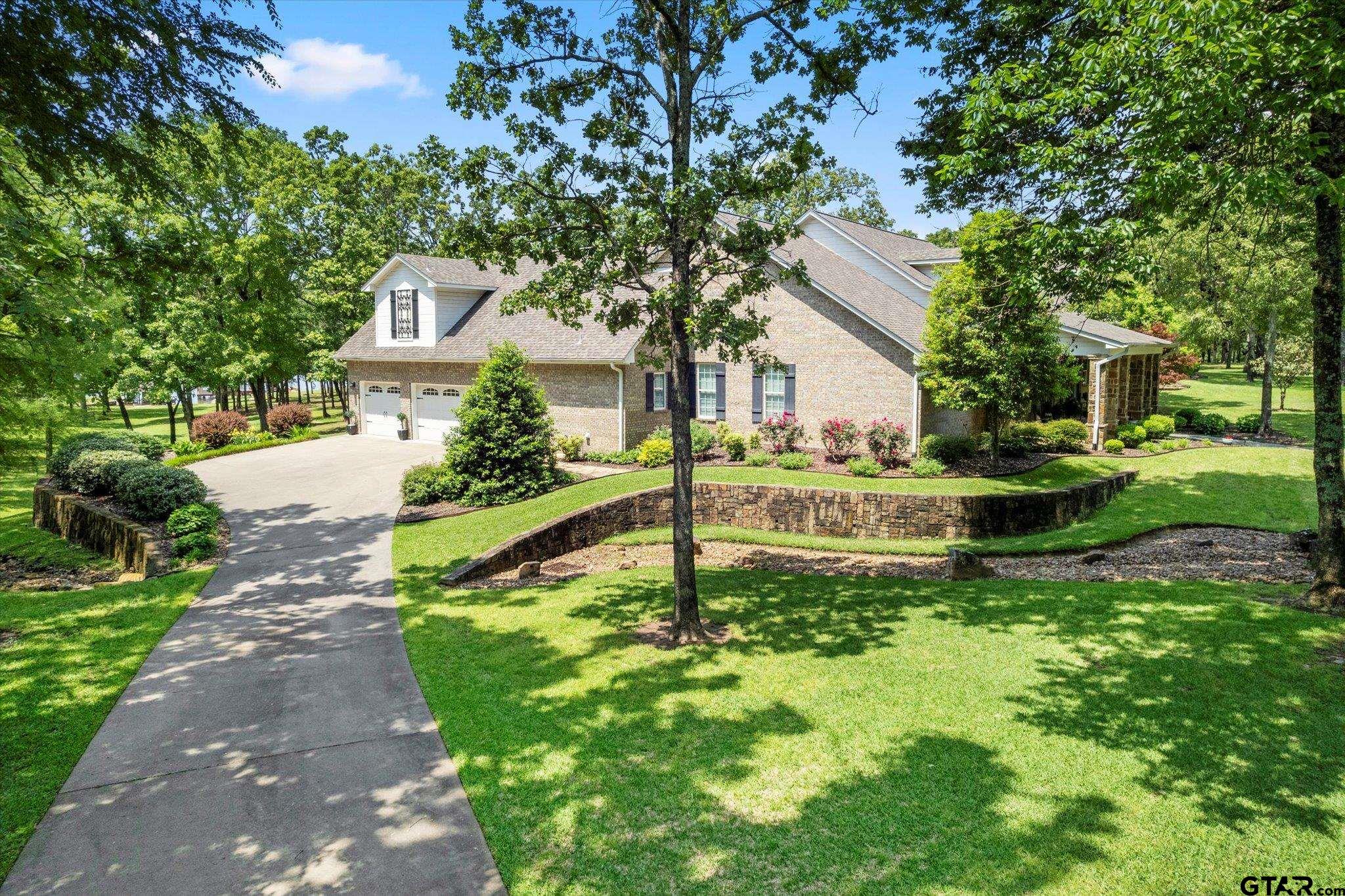 230 Private Road 5944