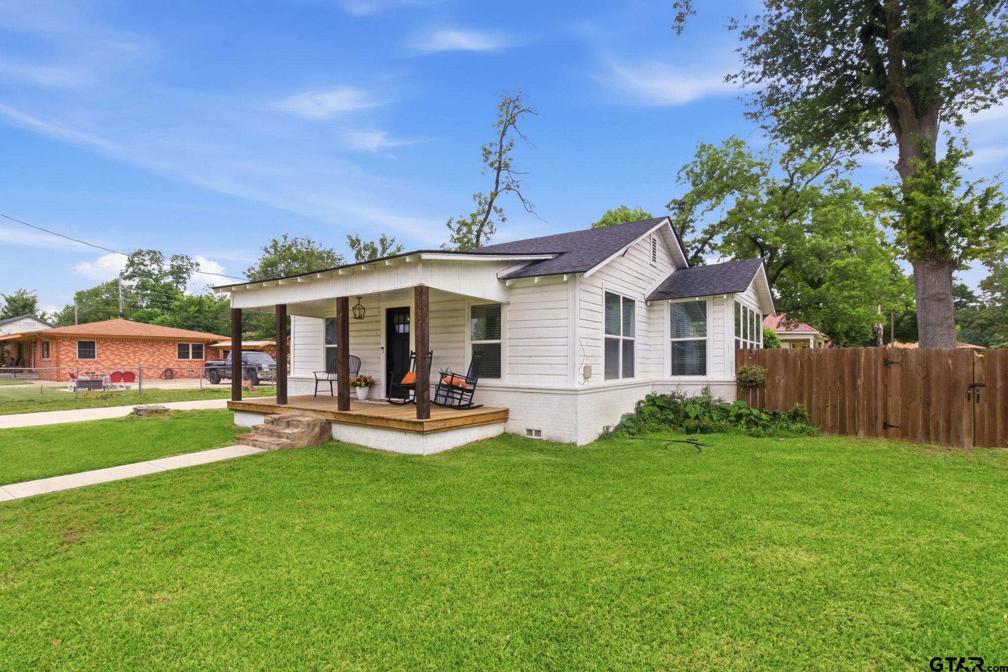 307 Locust Street