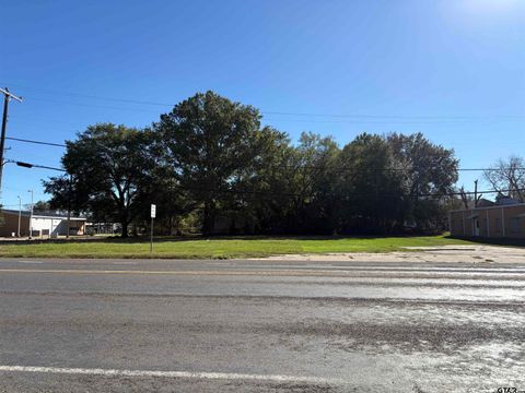 MLS: 24015557