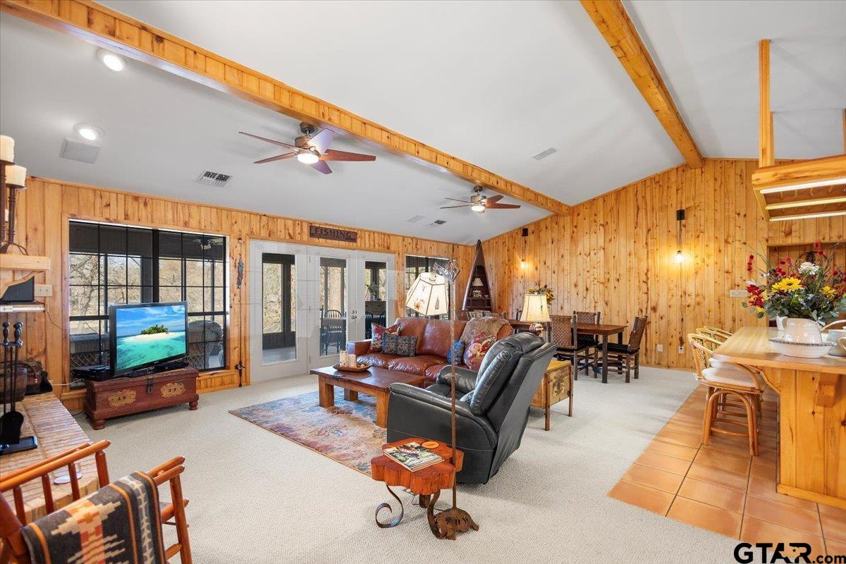 11249 Hamrick Lake Dr