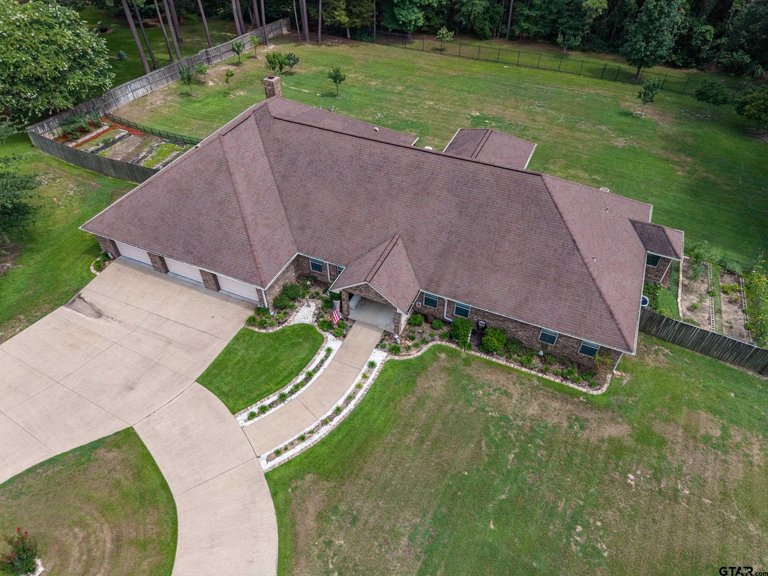 19135 Bynum