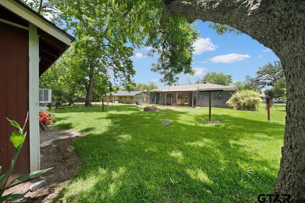 403 Ridgewood Drive