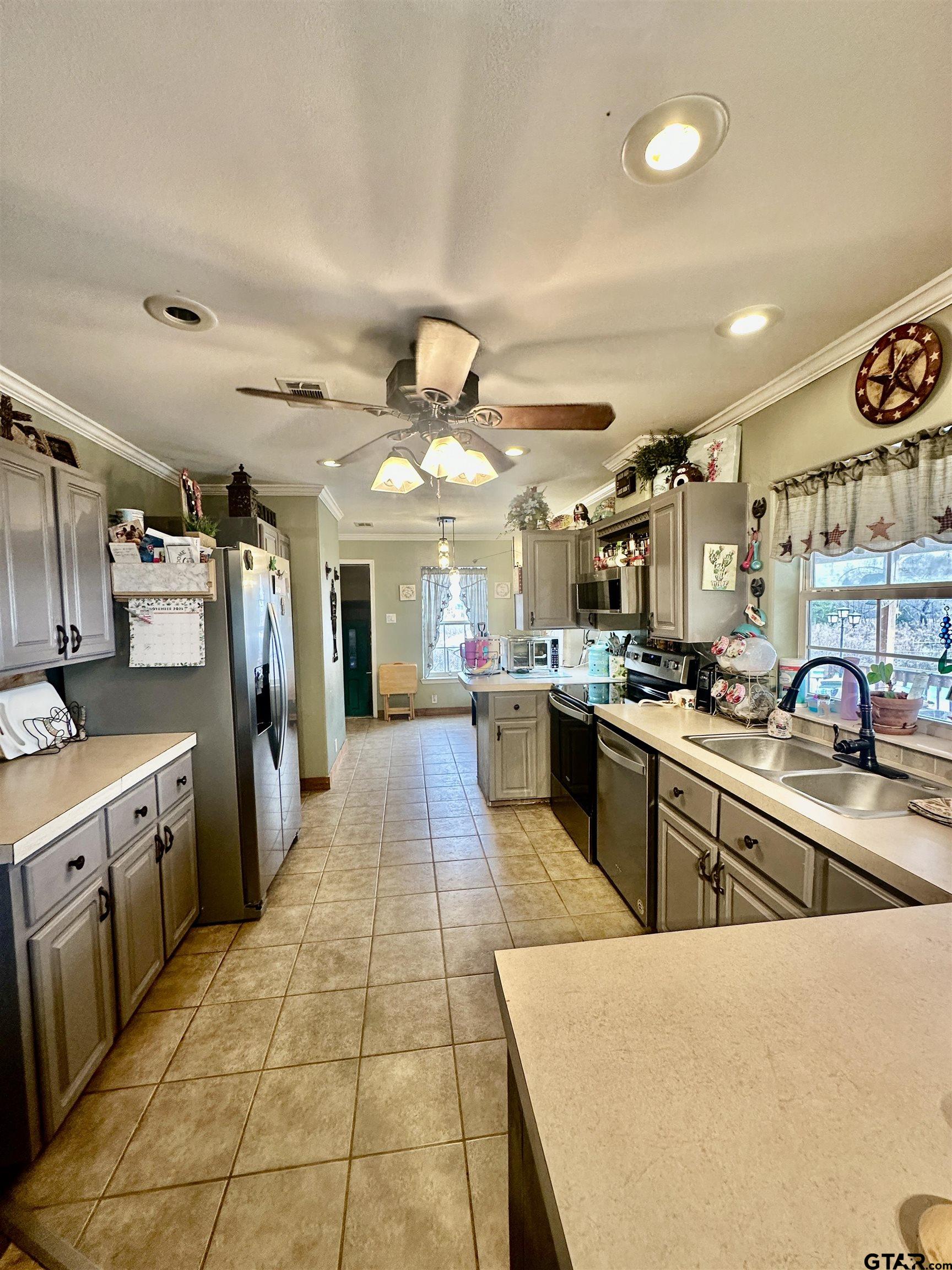 2620 N State Highway 37