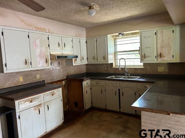 Jacksonville, Texas 75766, United States, 3 Bedrooms Bedrooms, ,2 BathroomsBathrooms,Residential,Pending,48310