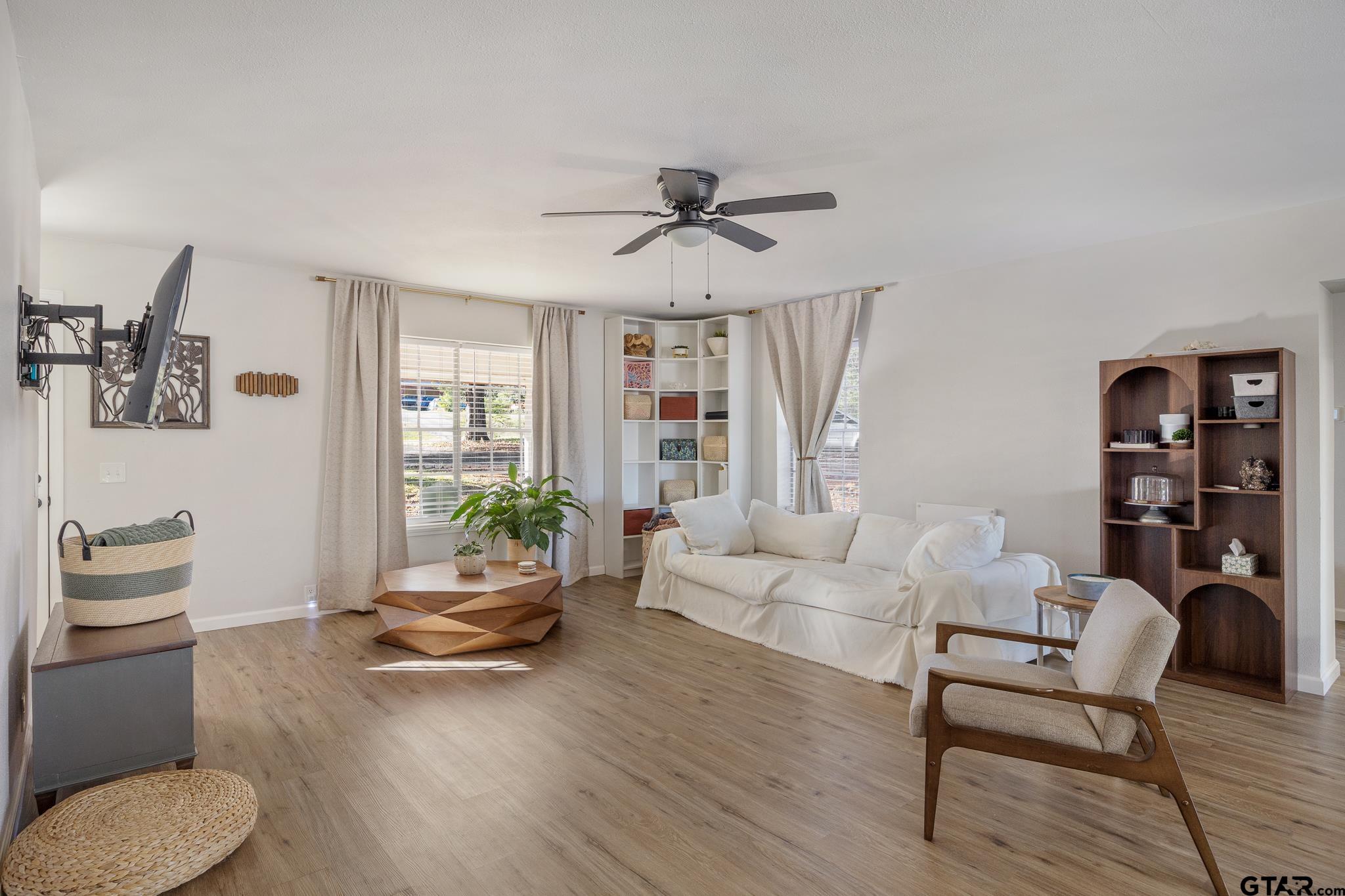 Arp, Texas 75750, United States, 4 Bedrooms Bedrooms, ,4 BathroomsBathrooms,Residential,Active,256918