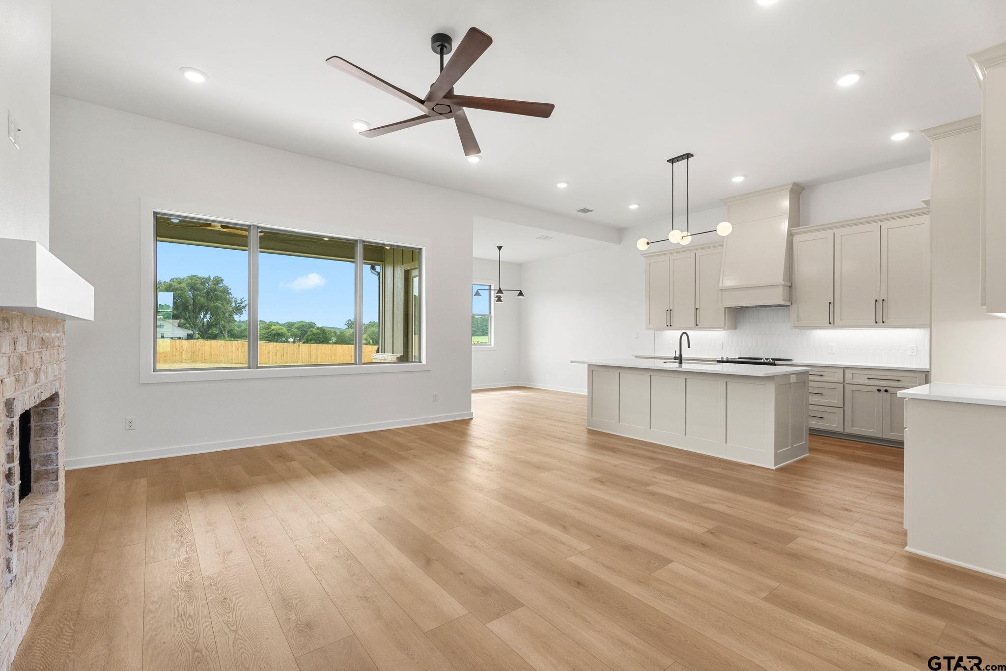 15362 County Road 1100