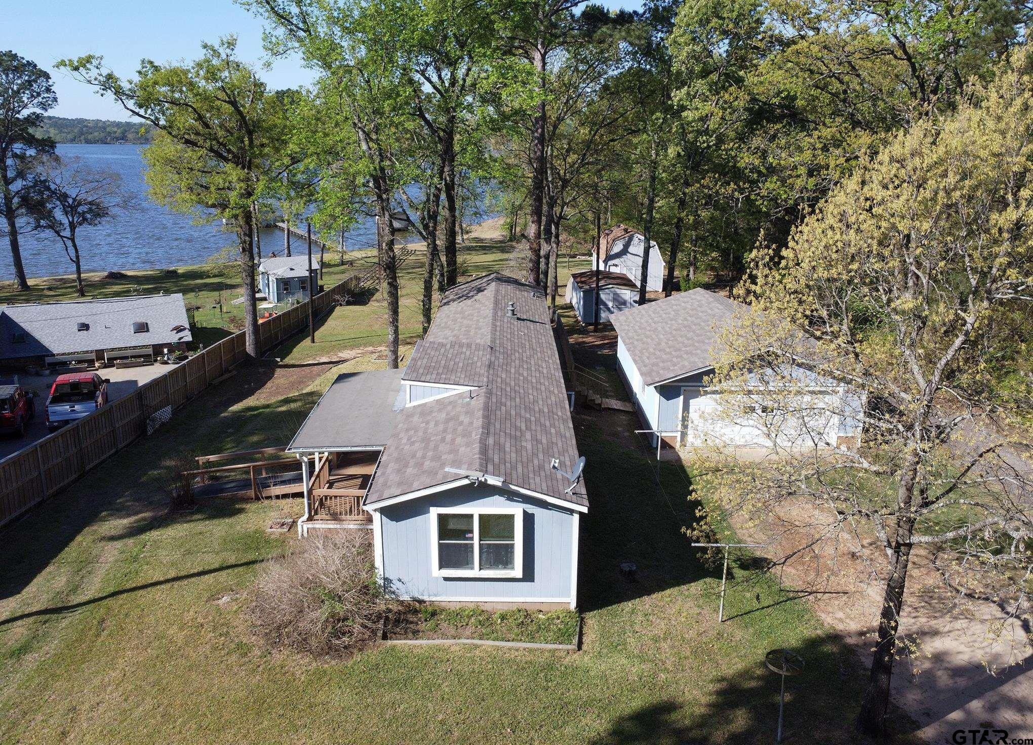 2781 Lake Breeze Dr.