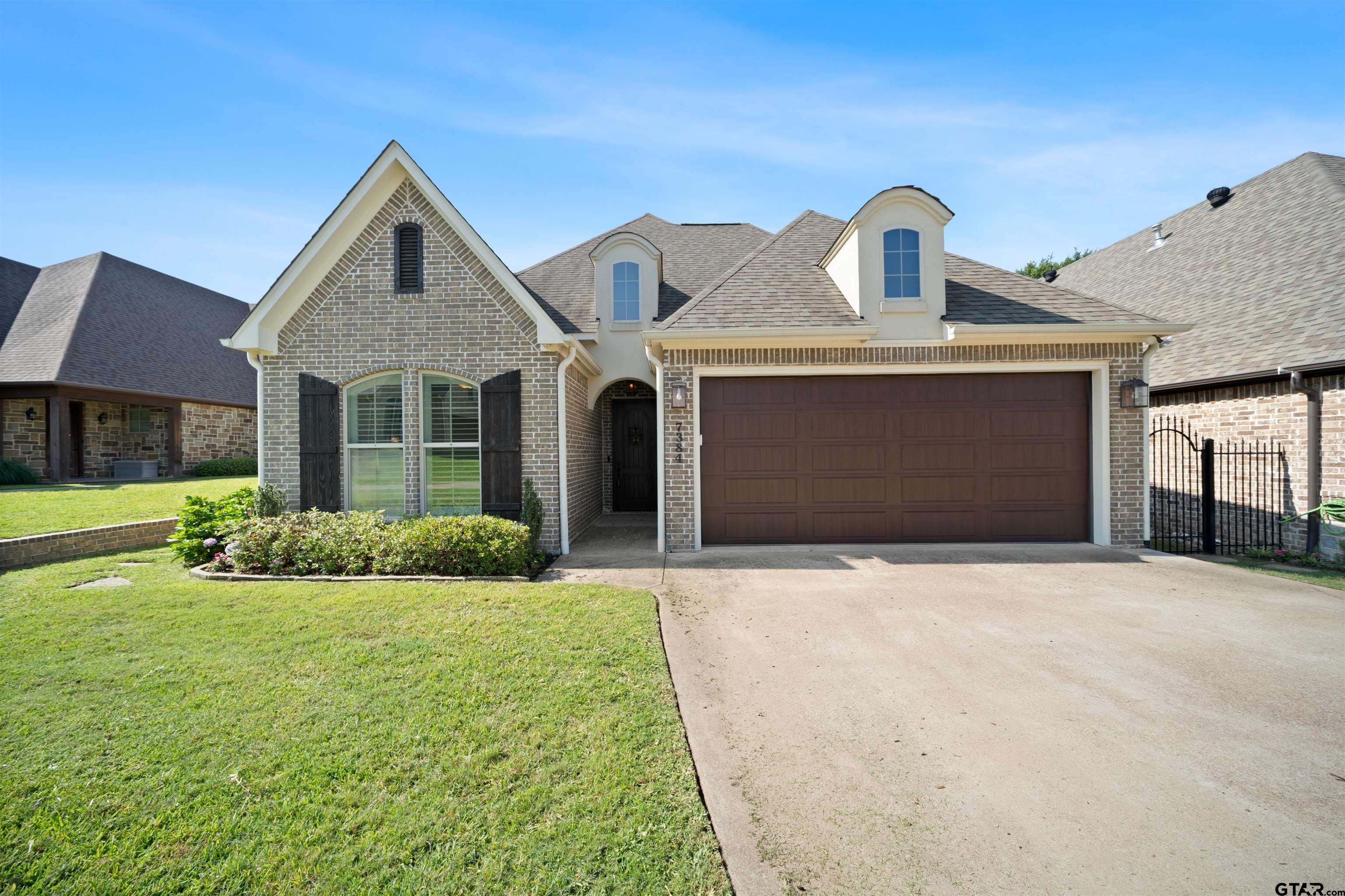 7384 Lake Pointe Cv