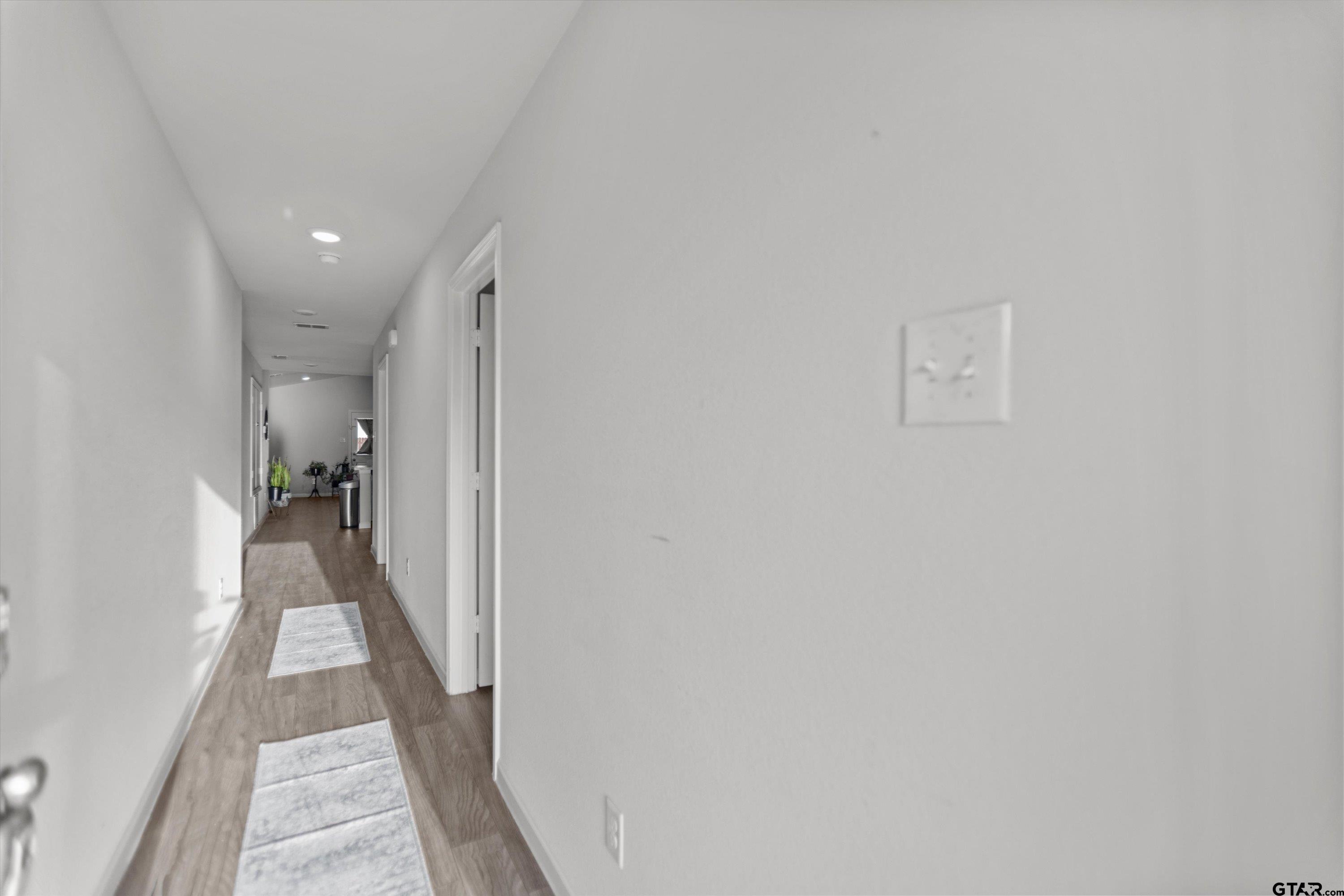 1106 Ripplewood Cir