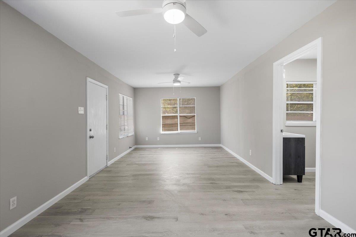 253 N Pecan