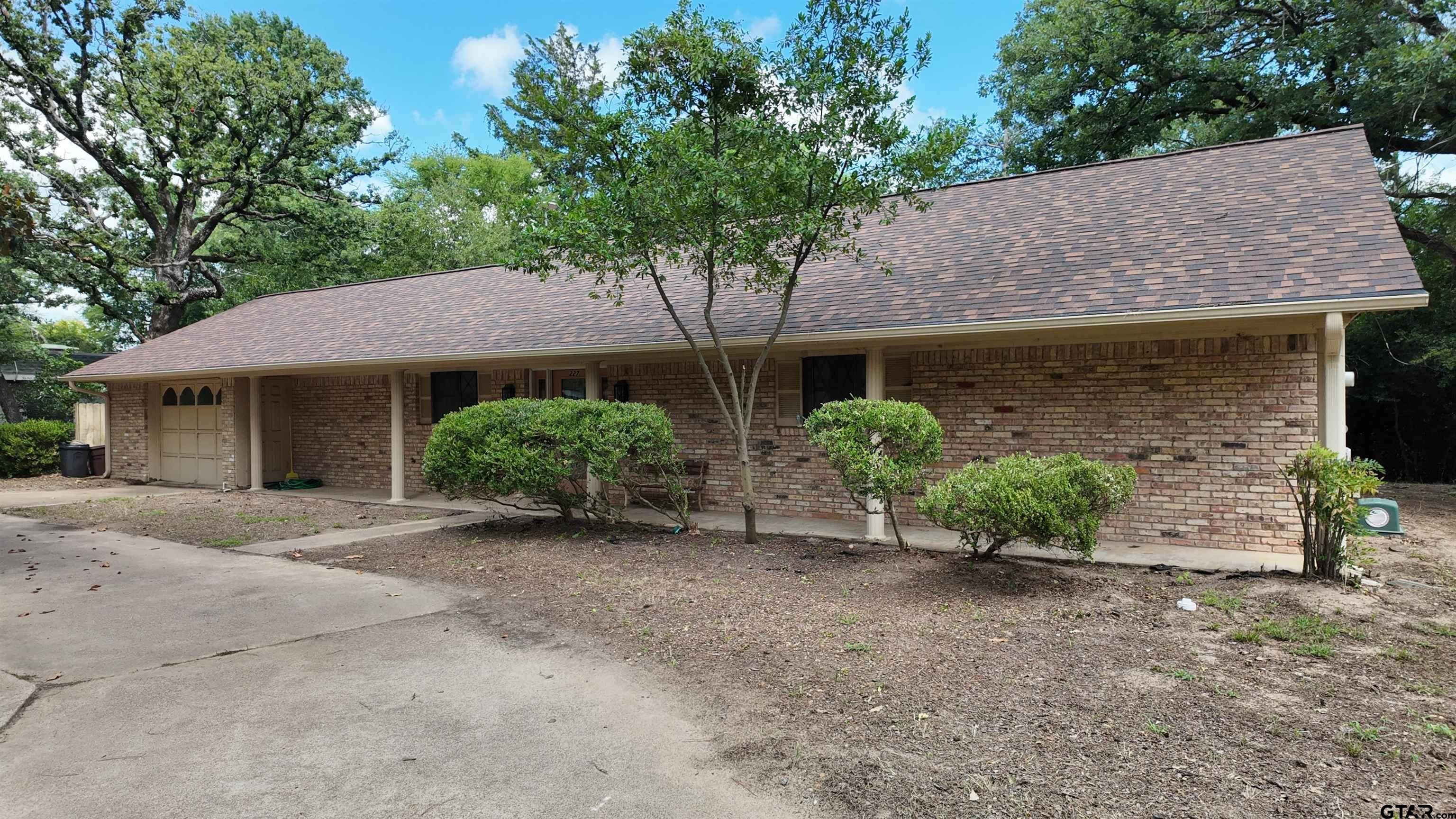 227 Brookside