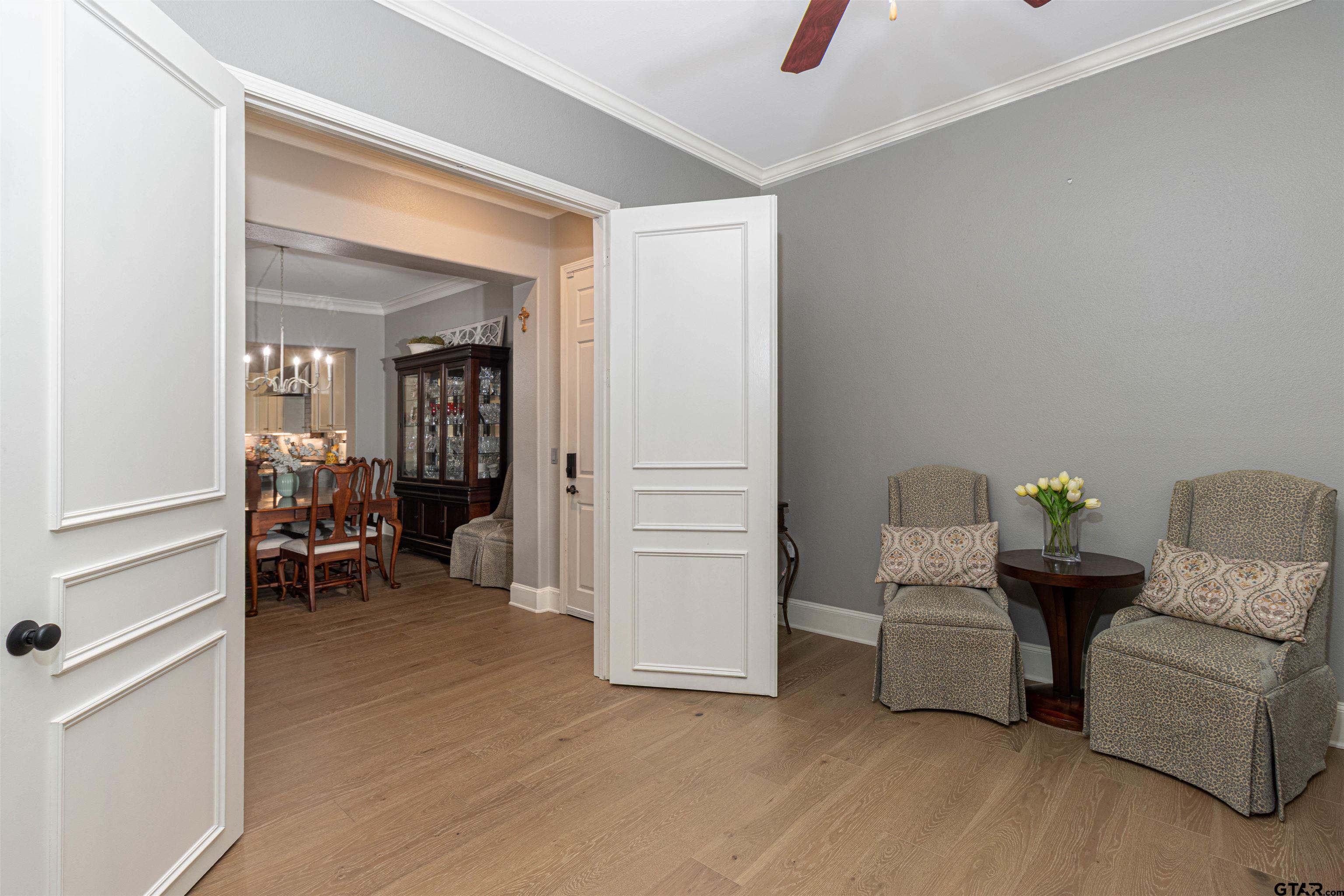 3363 Cascades Blvd 202