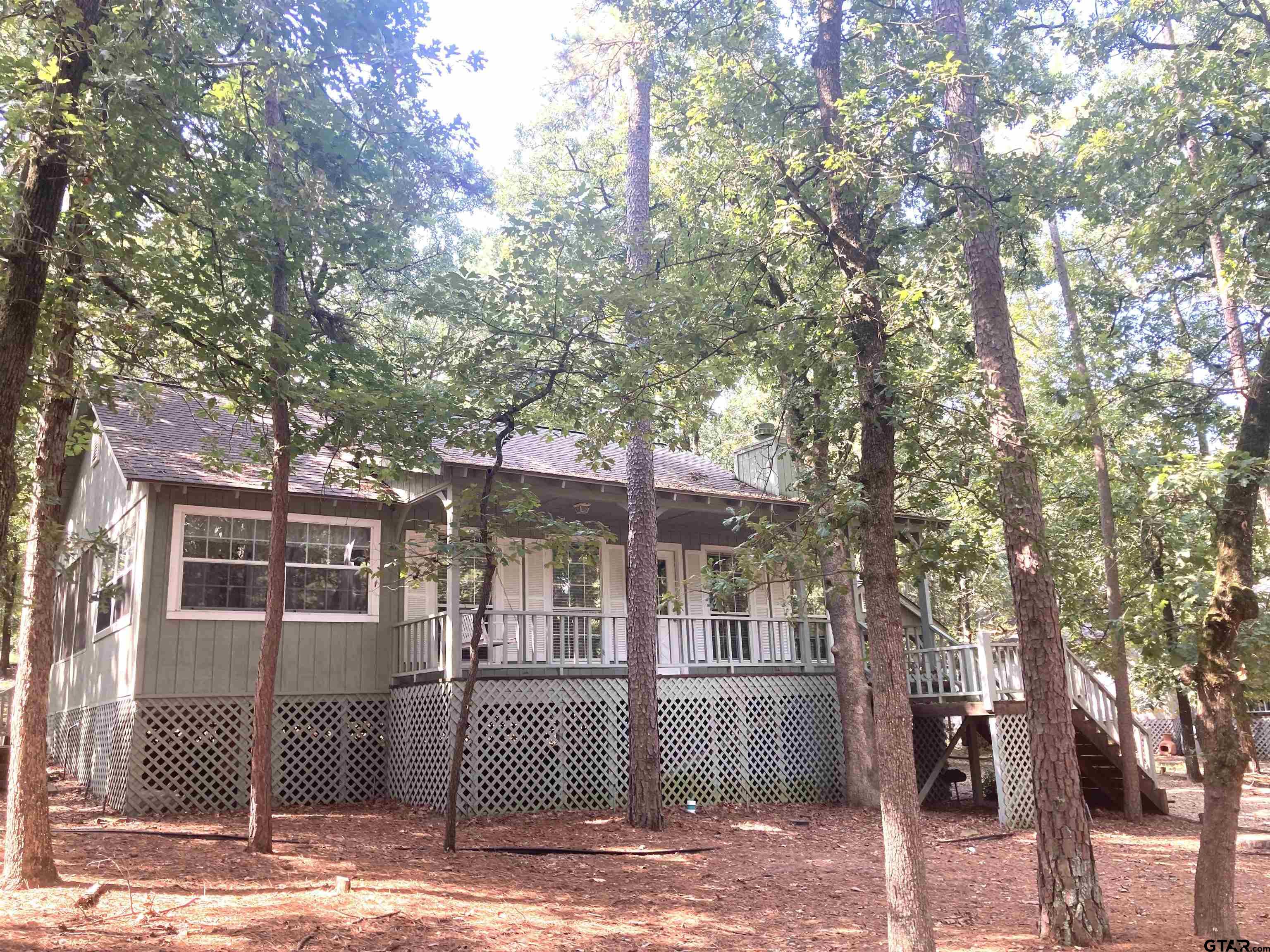 2682 Holly Trail East