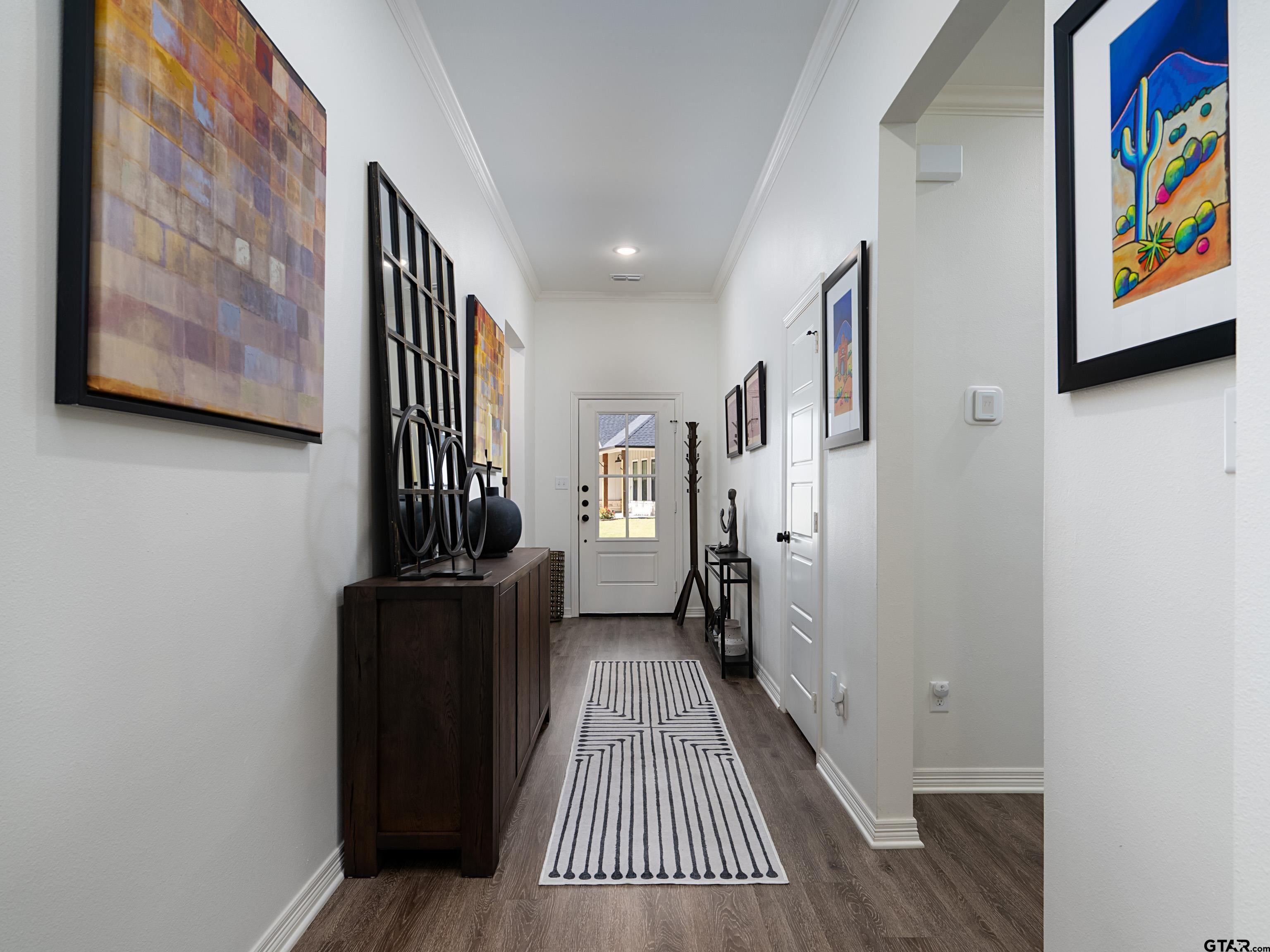 3024 Royal Garden Road