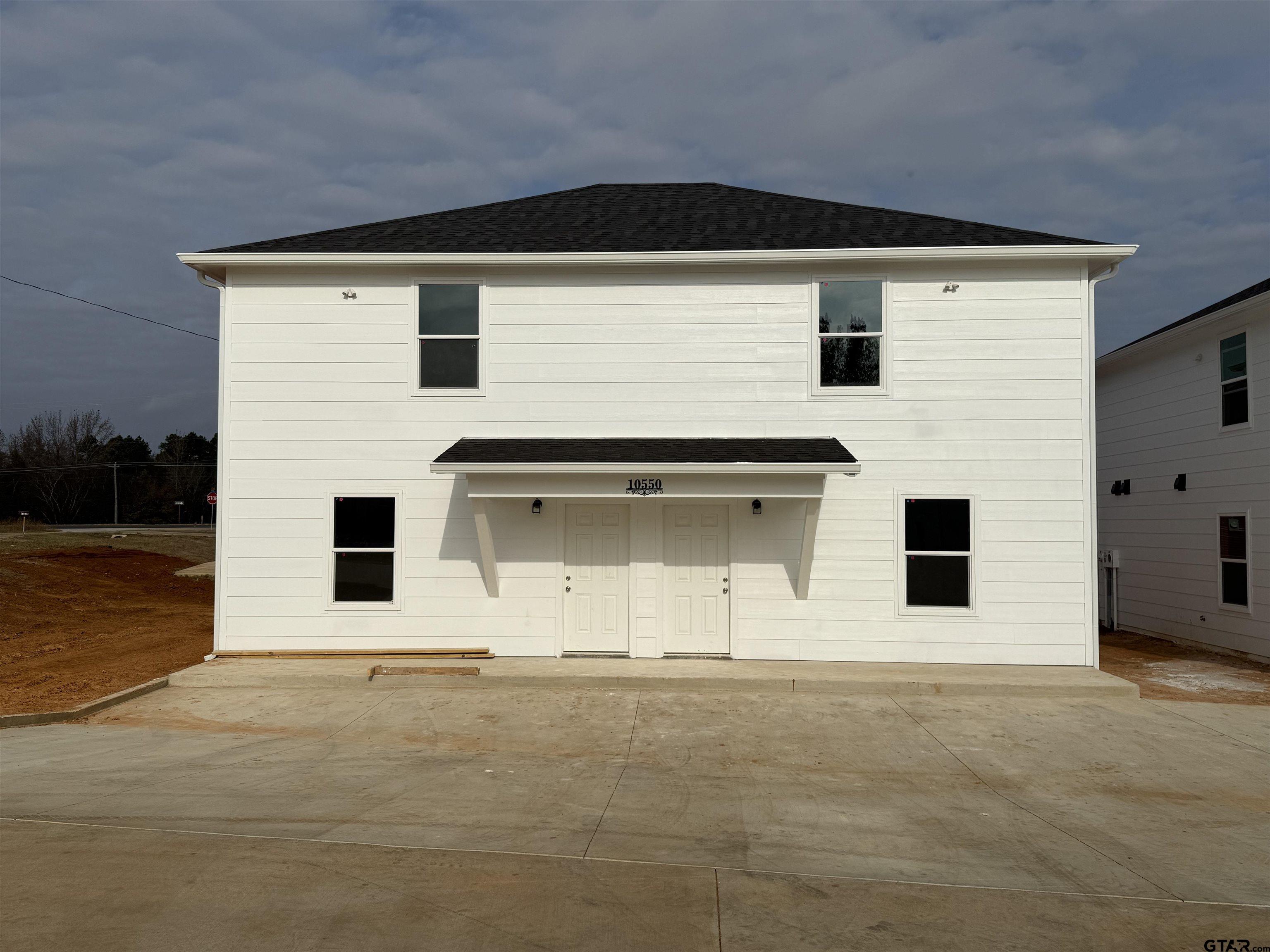 10536 Country Hill Blvd