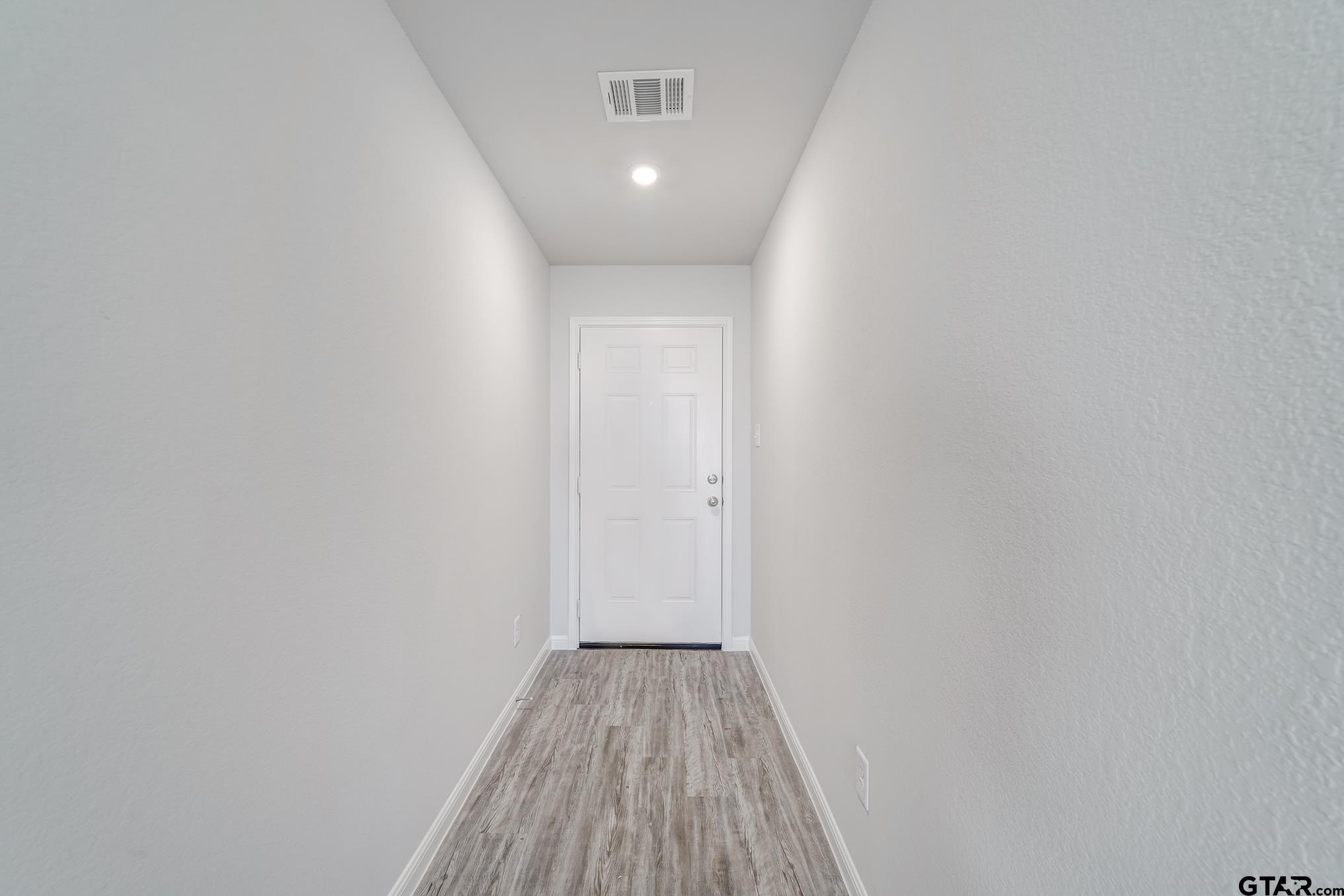 300 Parker Oaks Ct.