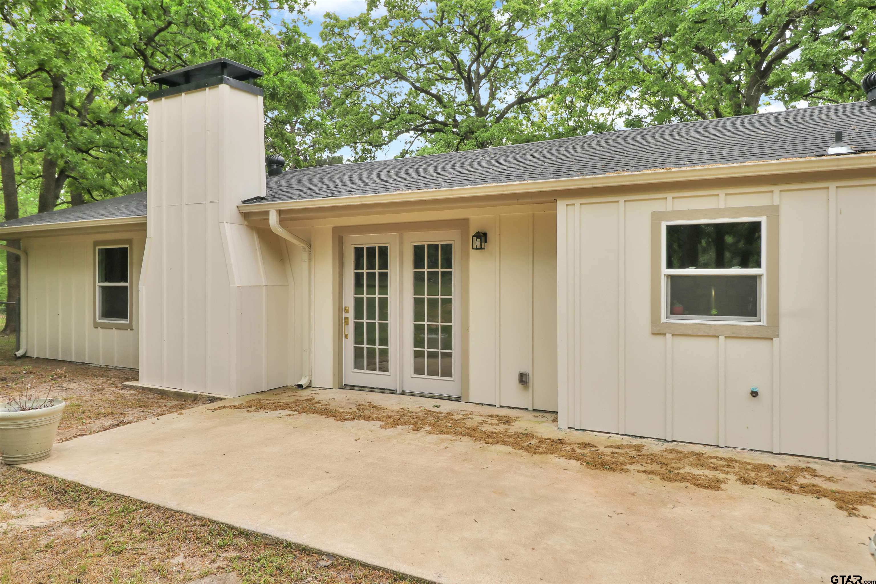 182 County Road 1329