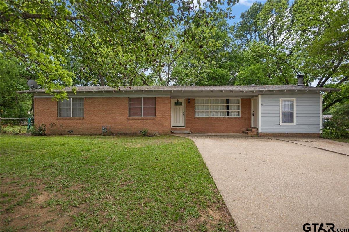 672 Diane St.