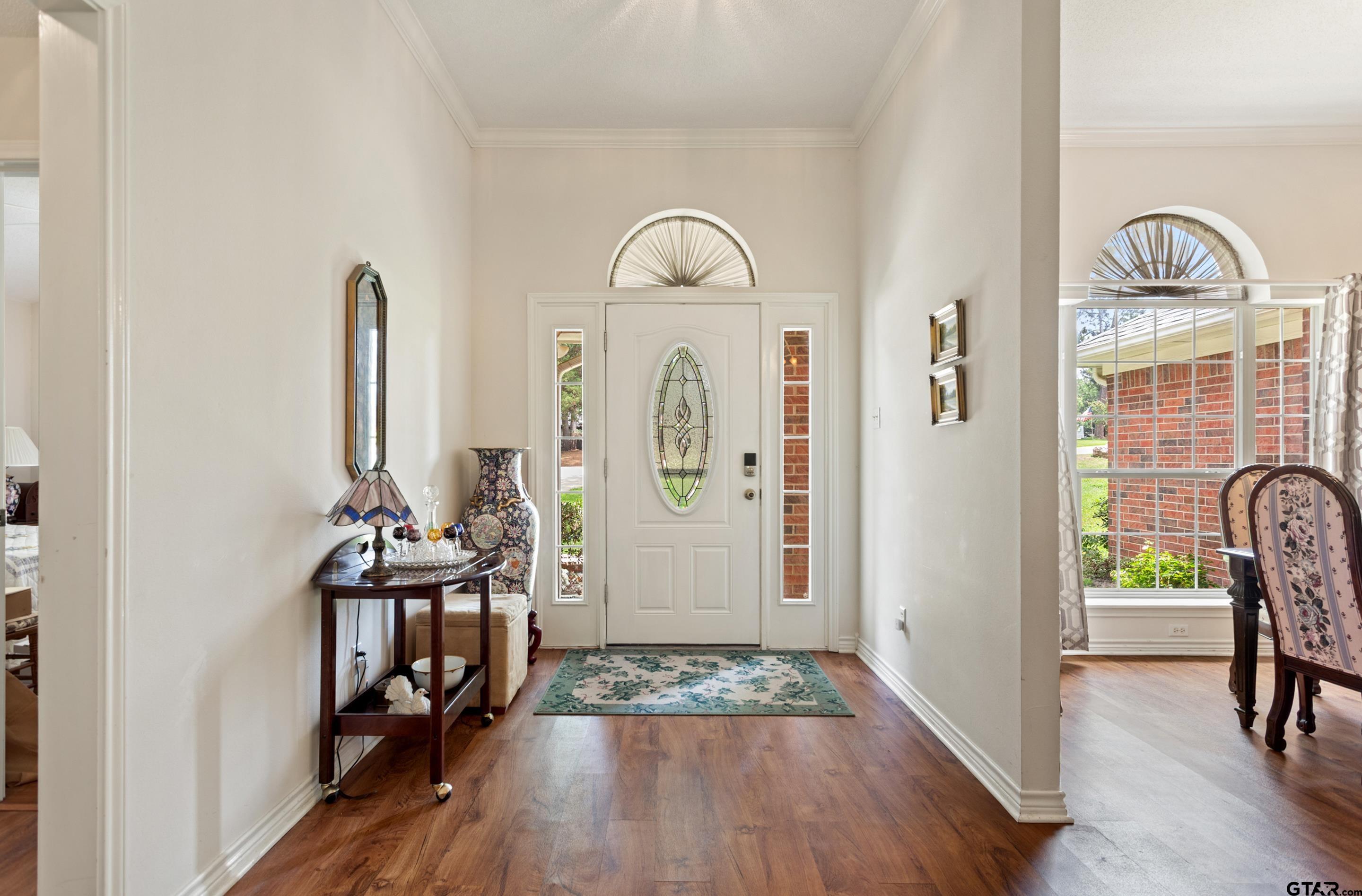 212 E Hideaway Lane