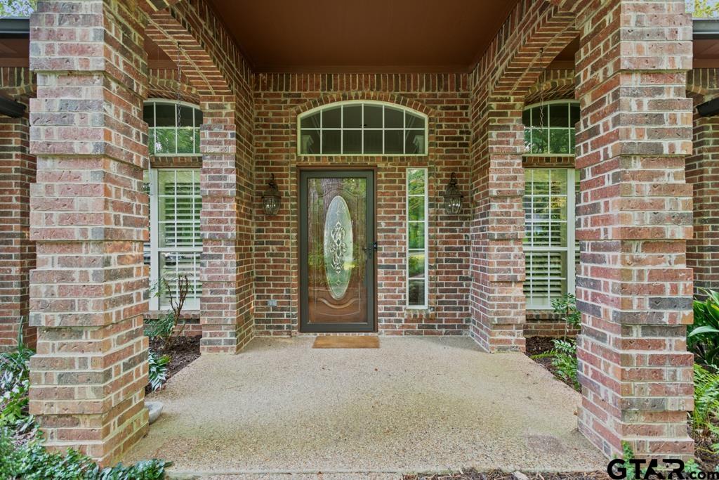 1620 Brookhollow Drive