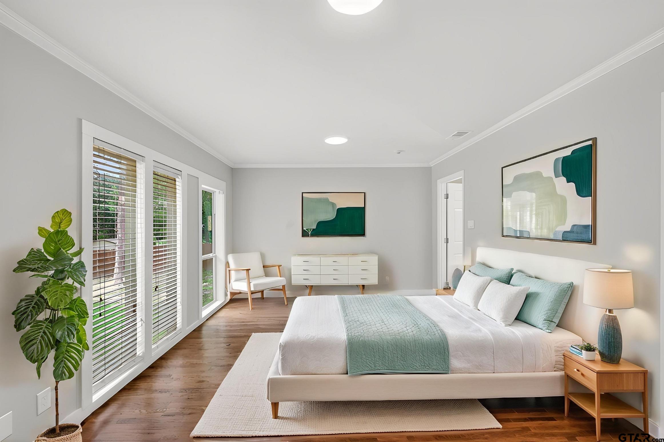 2403 Brookhaven