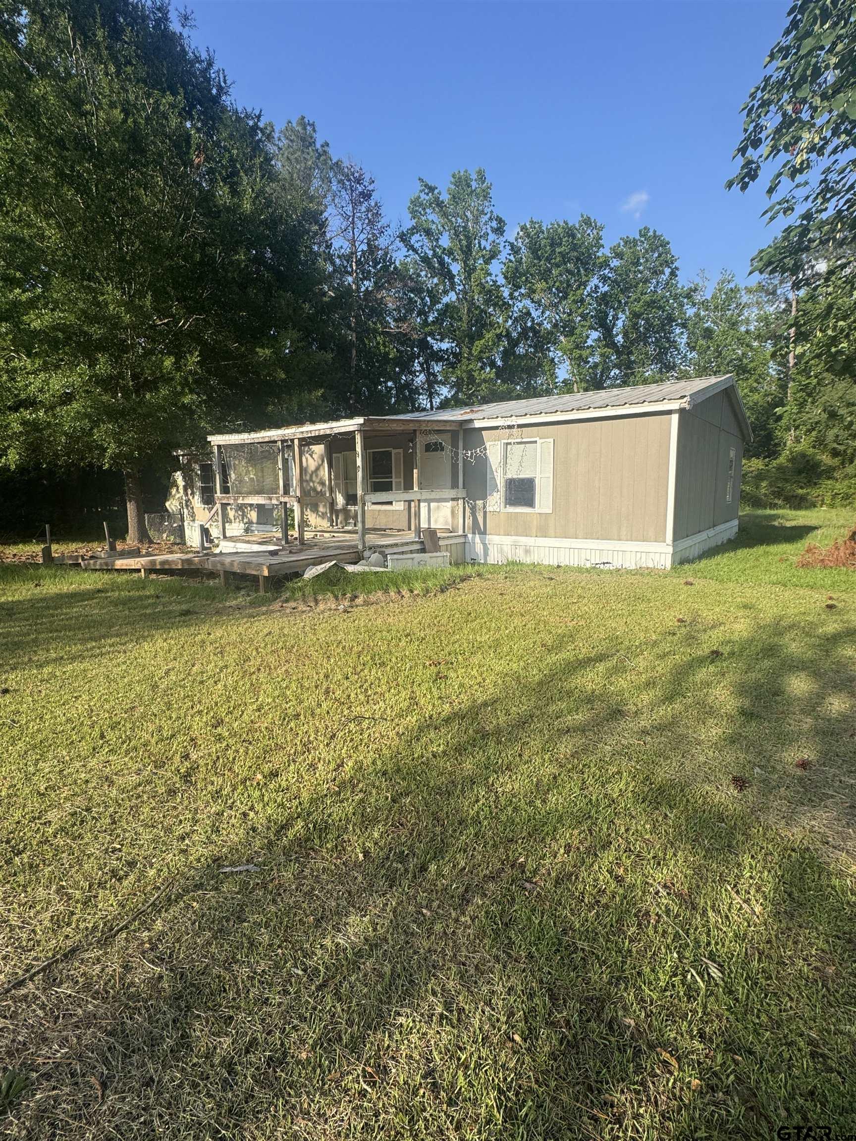 16401 Janan Dr.