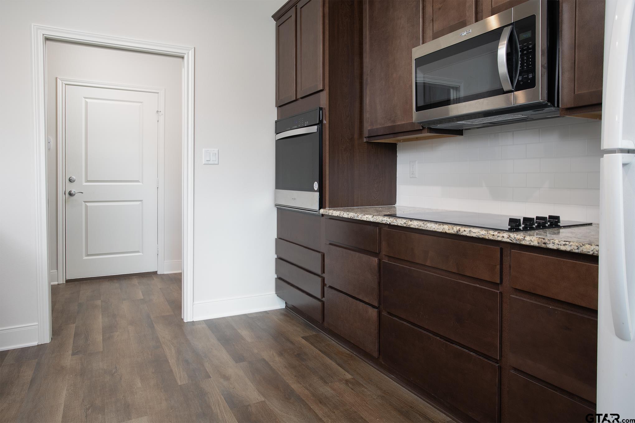 6143 Hamilton Meadows Way