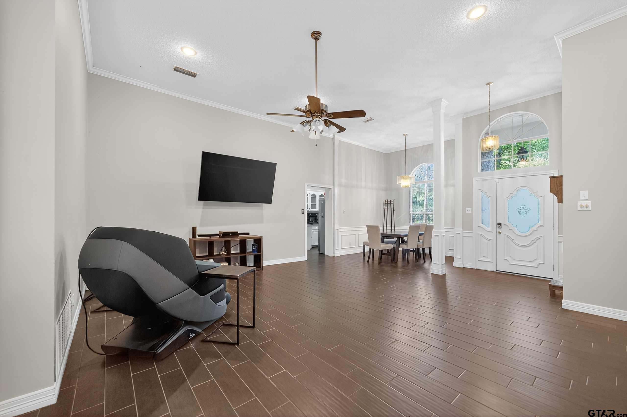 801 Beth Dr