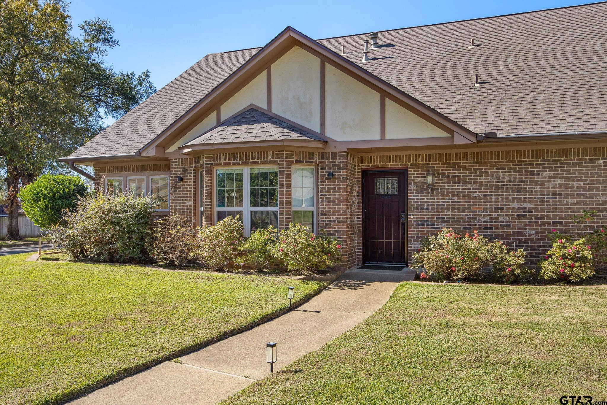 Tyler, Texas 75701, United States, 3 Bedrooms Bedrooms, ,3 BathroomsBathrooms,Residential,Active,31930