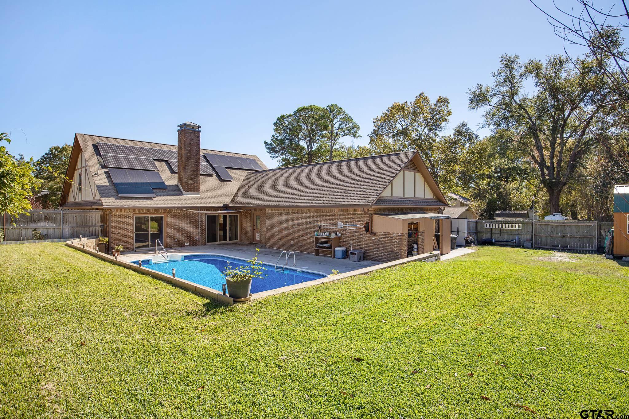 Tyler, Texas 75701, United States, 3 Bedrooms Bedrooms, ,3 BathroomsBathrooms,Residential,Active,31930