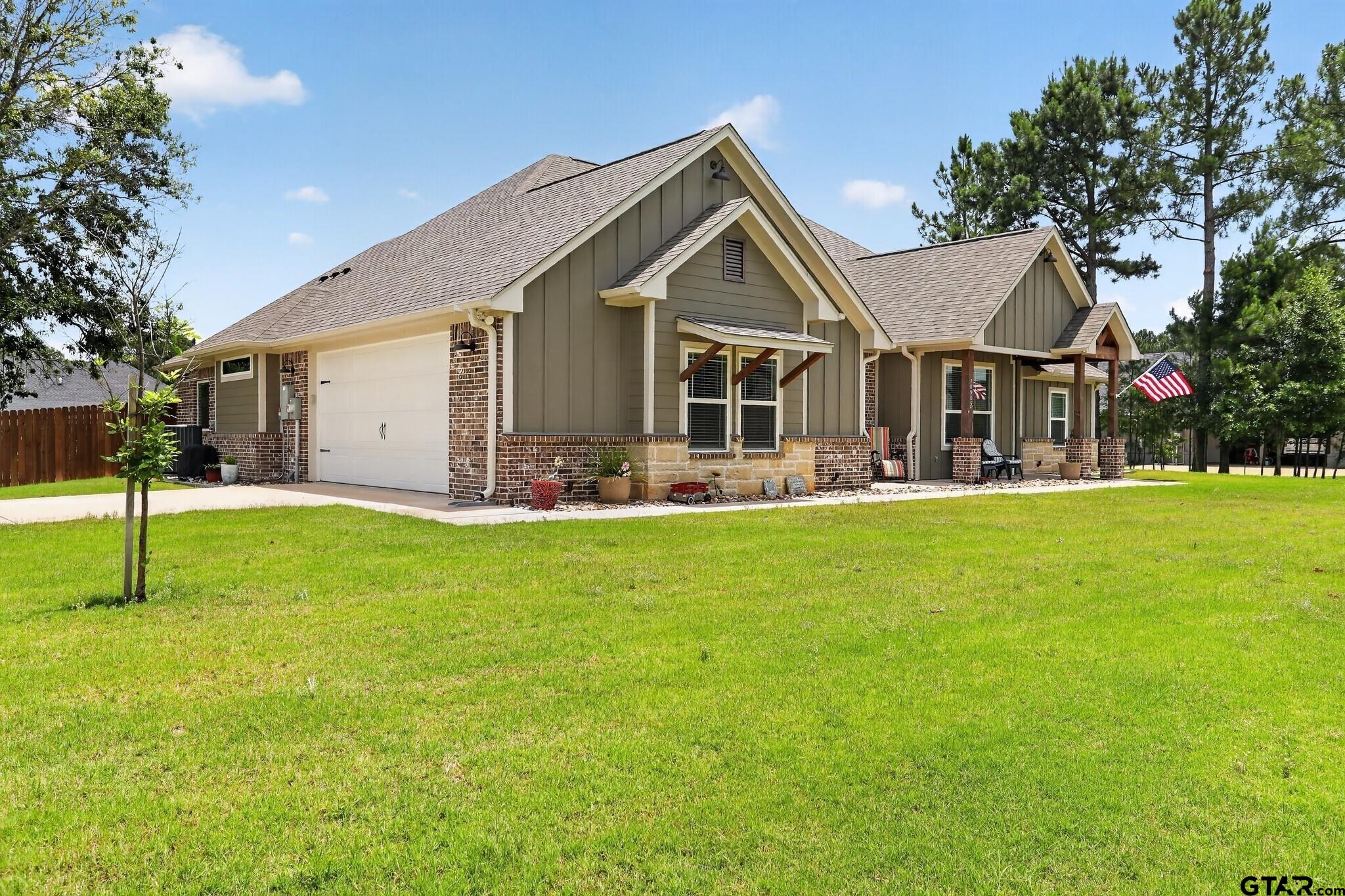 20905 Sweet Bay