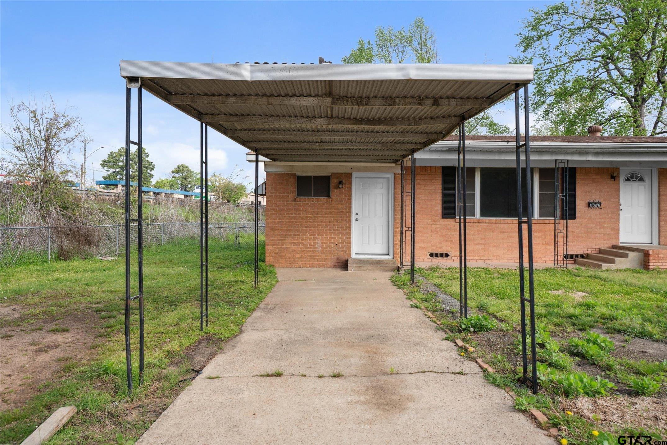 3431 Baldwin Dr