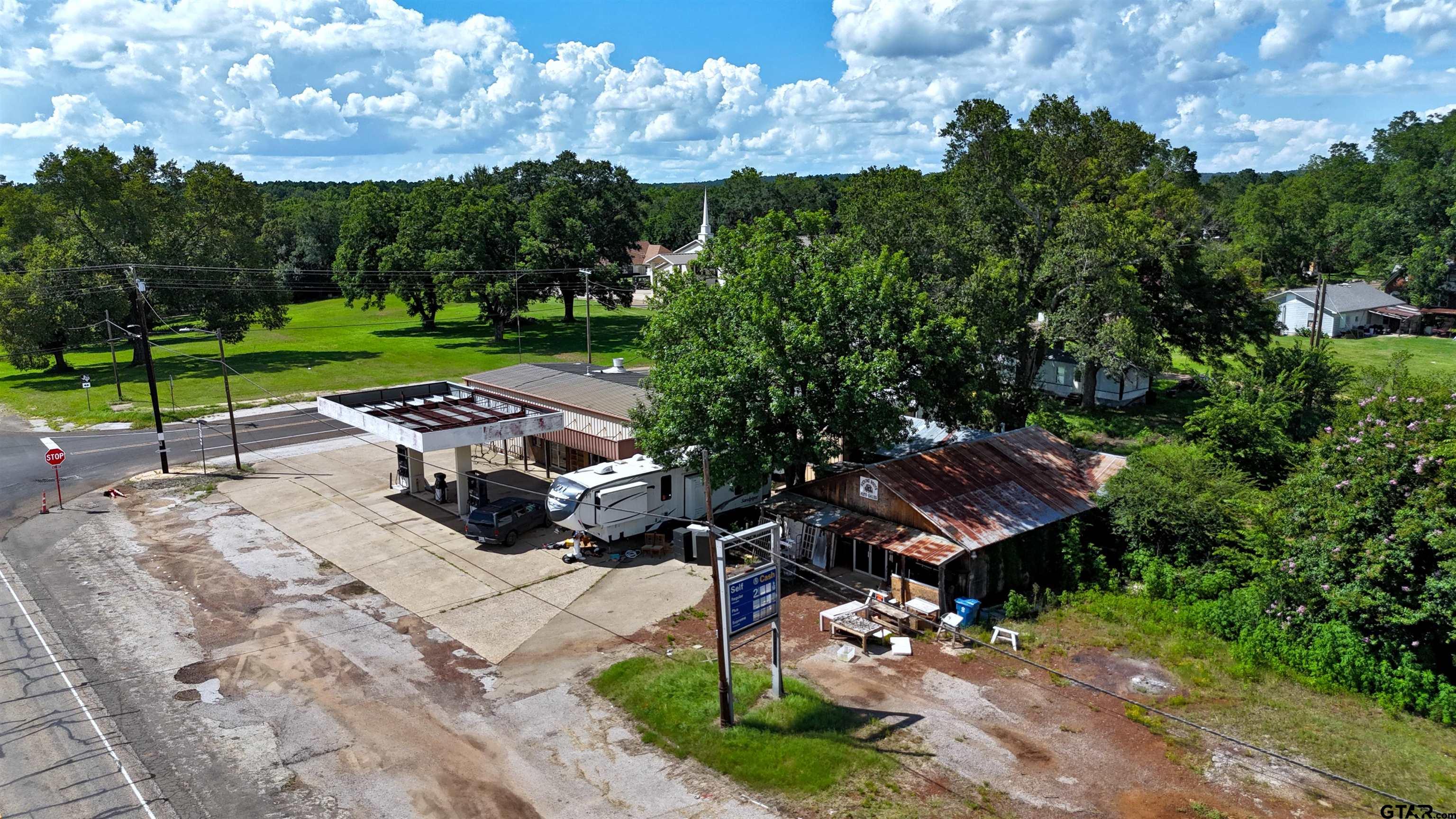 15703 E US HWY 175