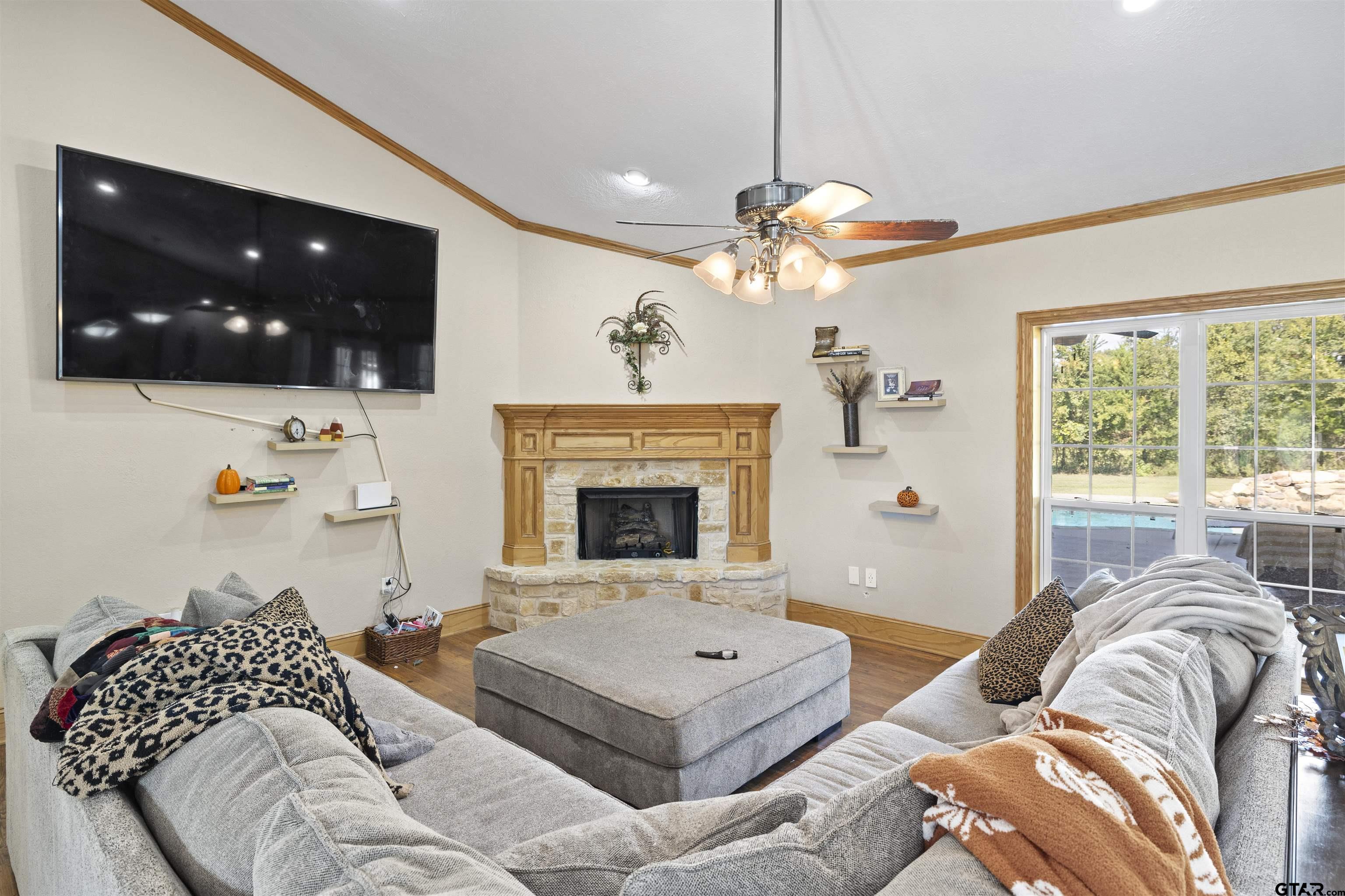 235 Private Road 5834