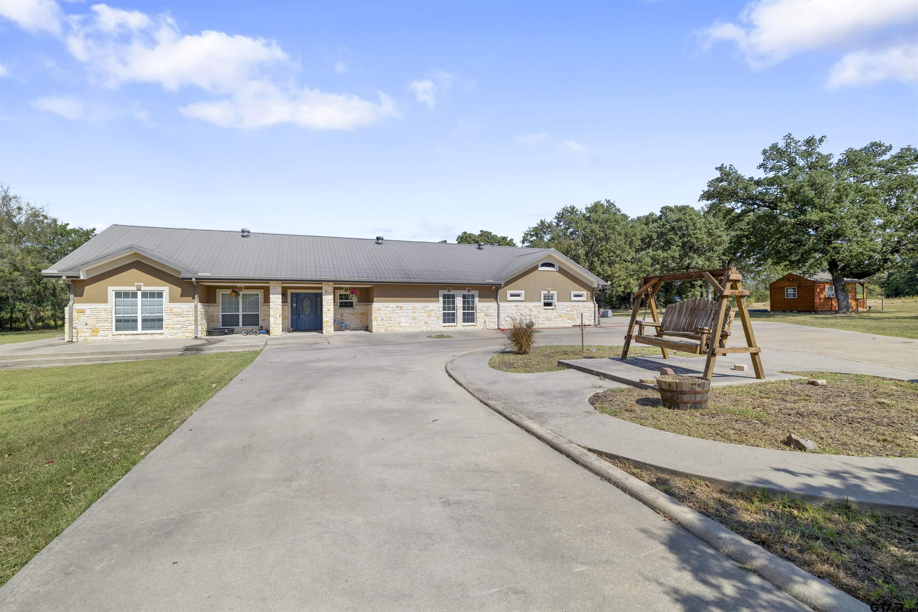 235 Private Road 5834