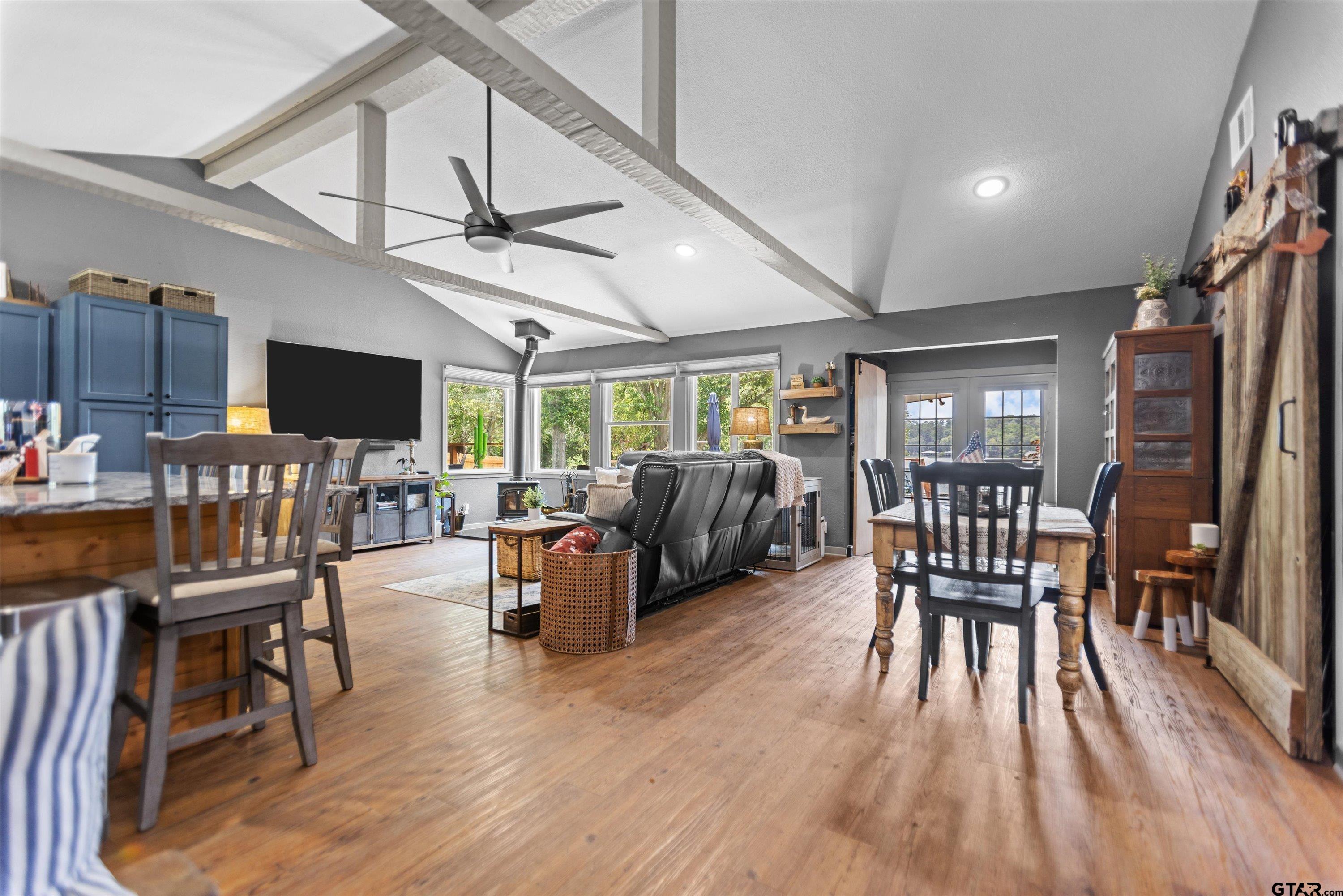 15781 Cedar Bay
