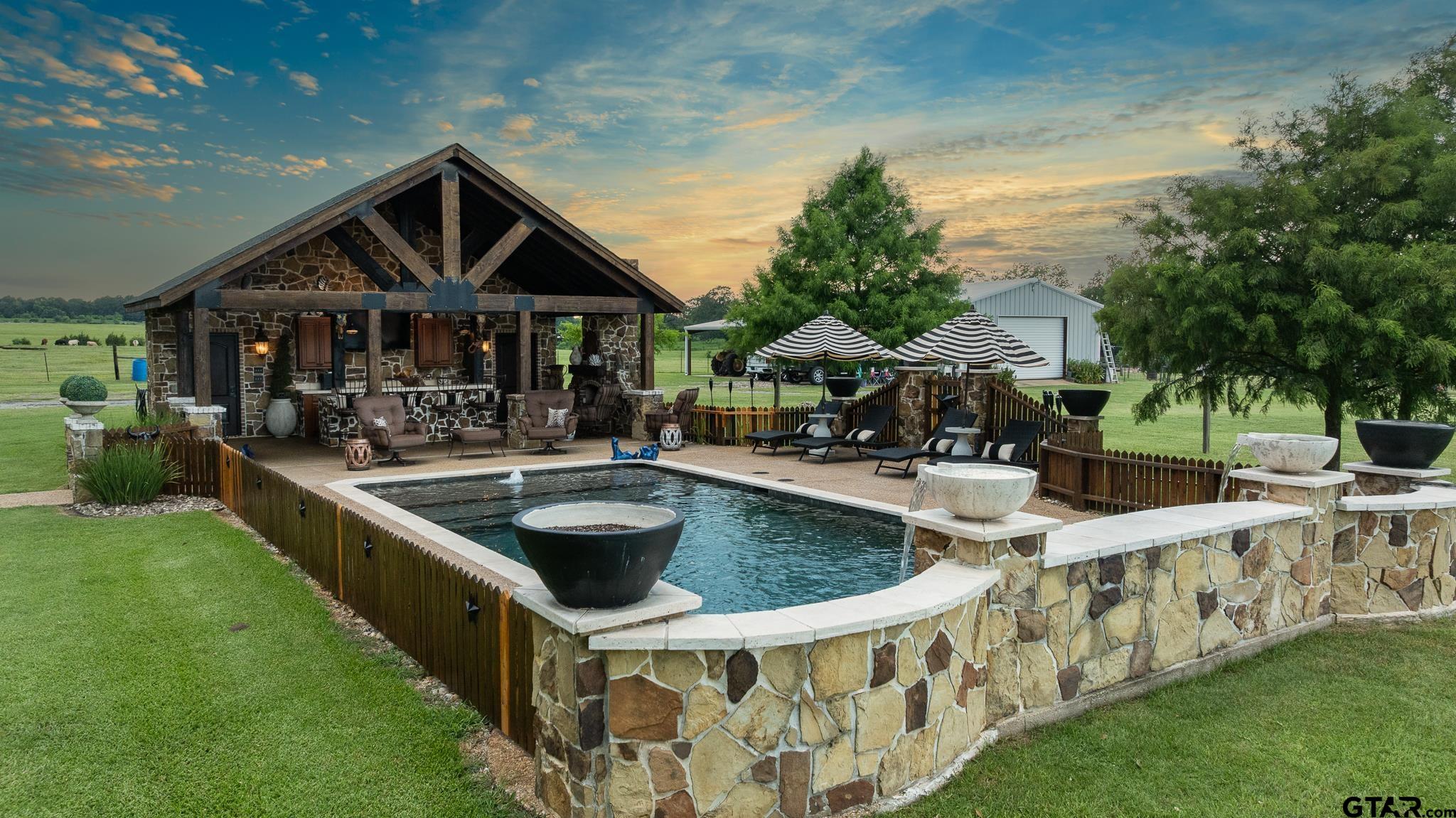 668 Country Road 108