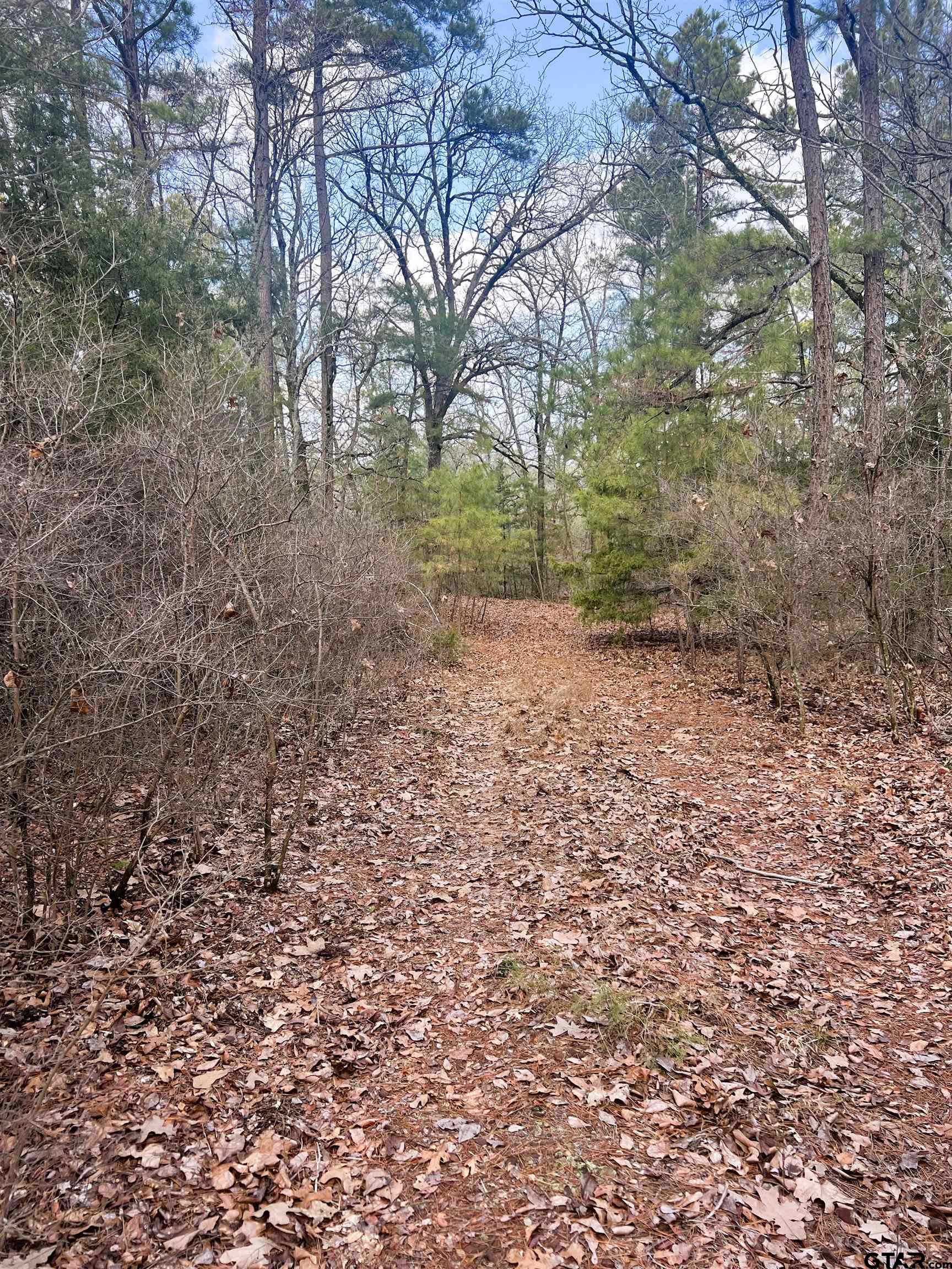 000 Private Road 8000