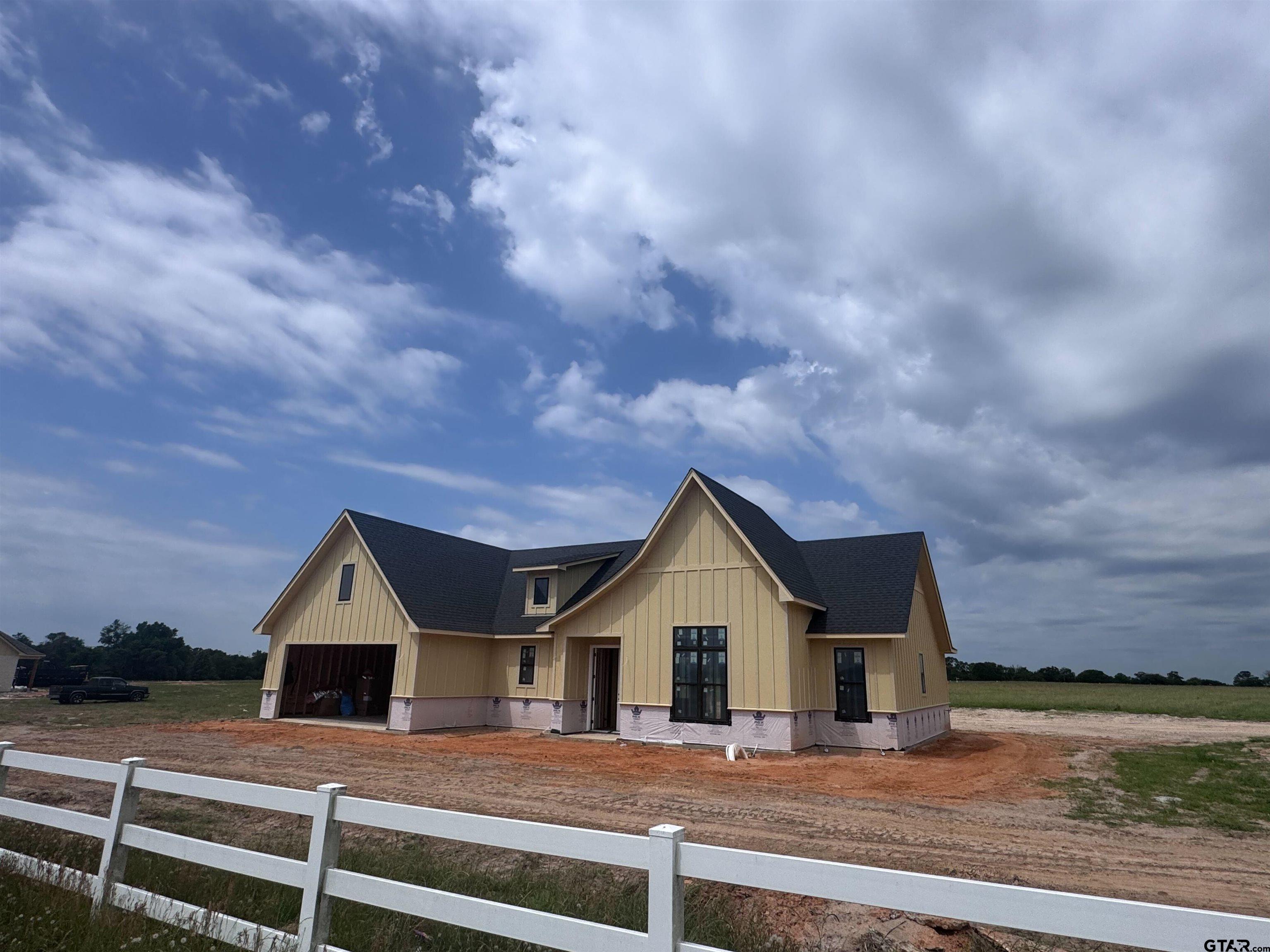 16321 County Road 441