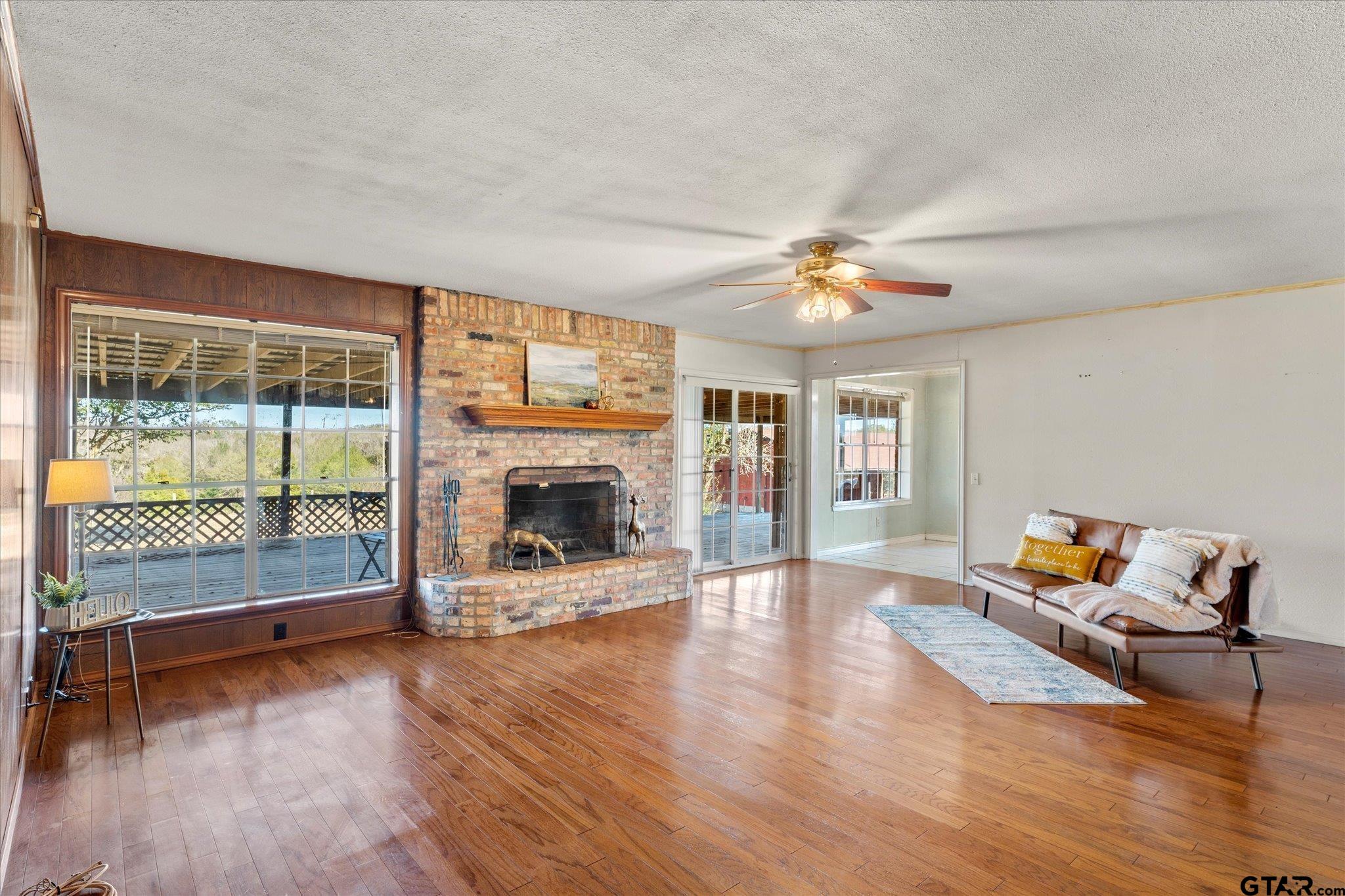 8164 County Road 1200