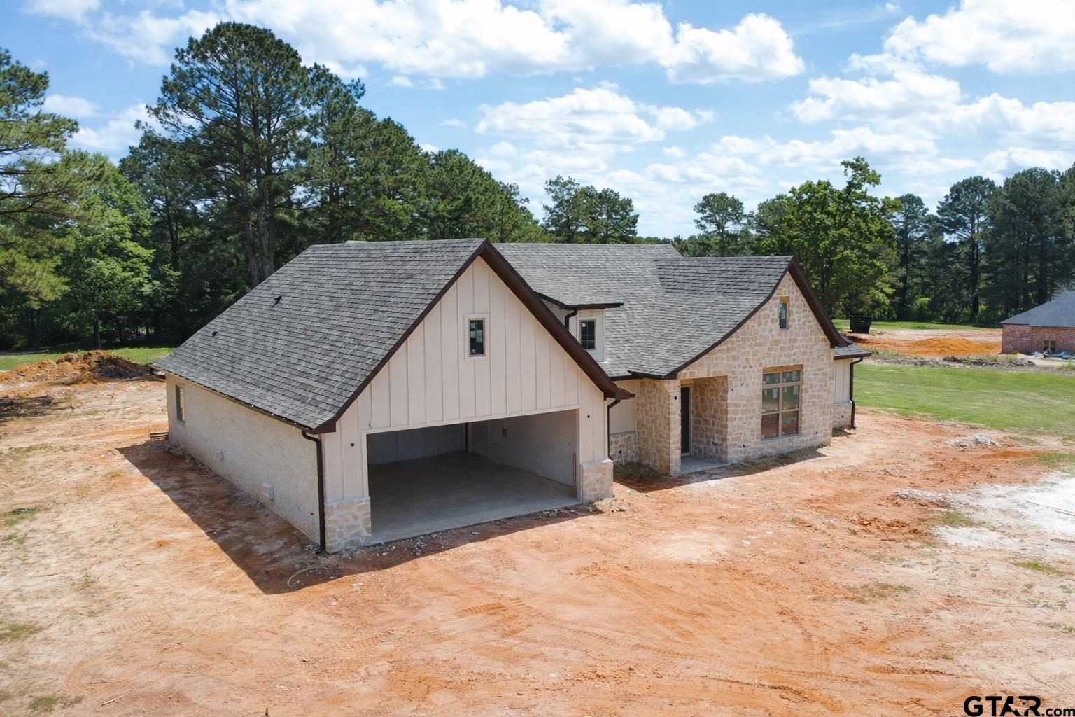 11758 County Road 2174