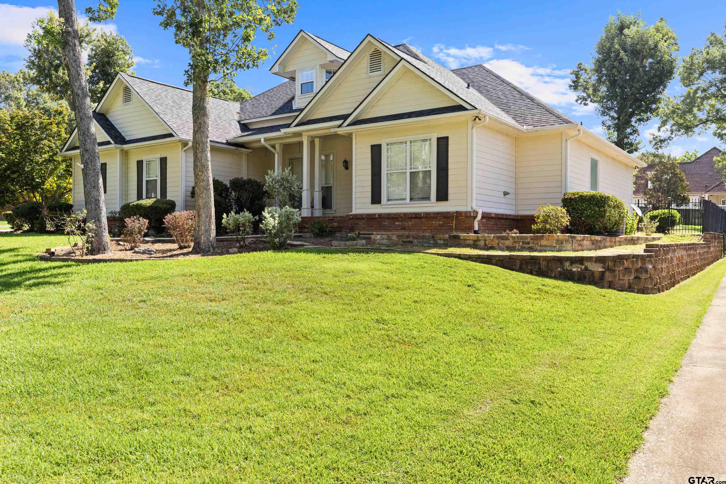 5201 Whitaker Circle