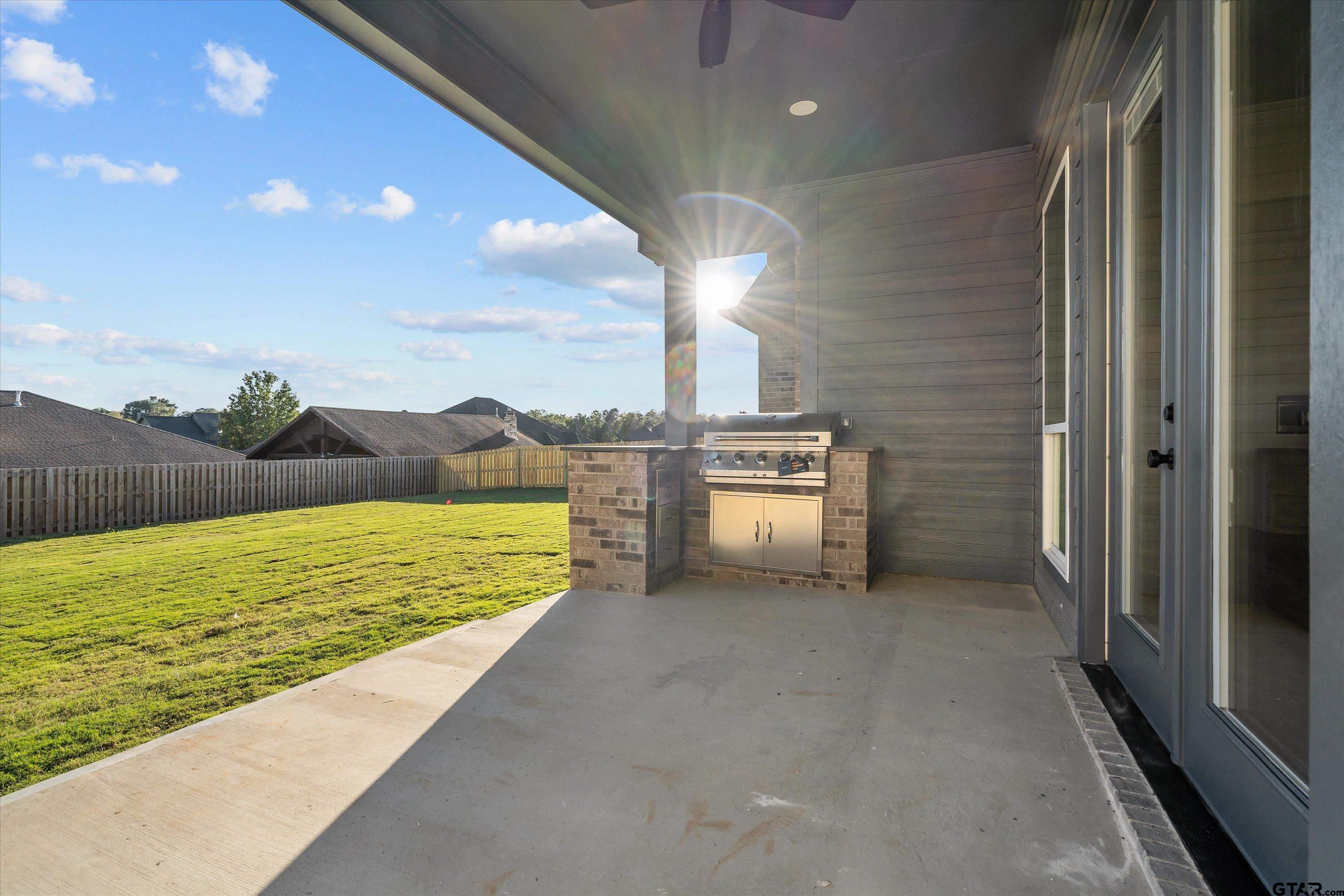 16421 Clearview Drive