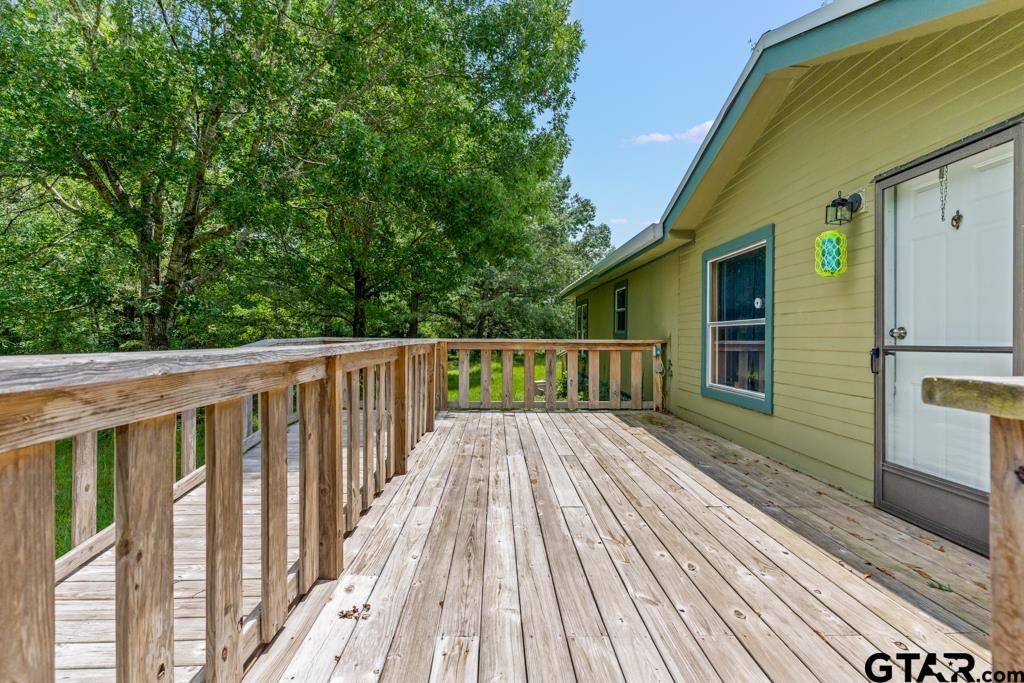 220 Private Road 589