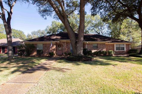 5900 Stoneleigh Dr Tyler TX 75703