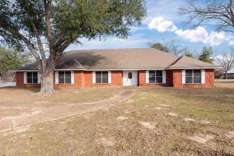 1420 N Pacific Mineola TX 75773