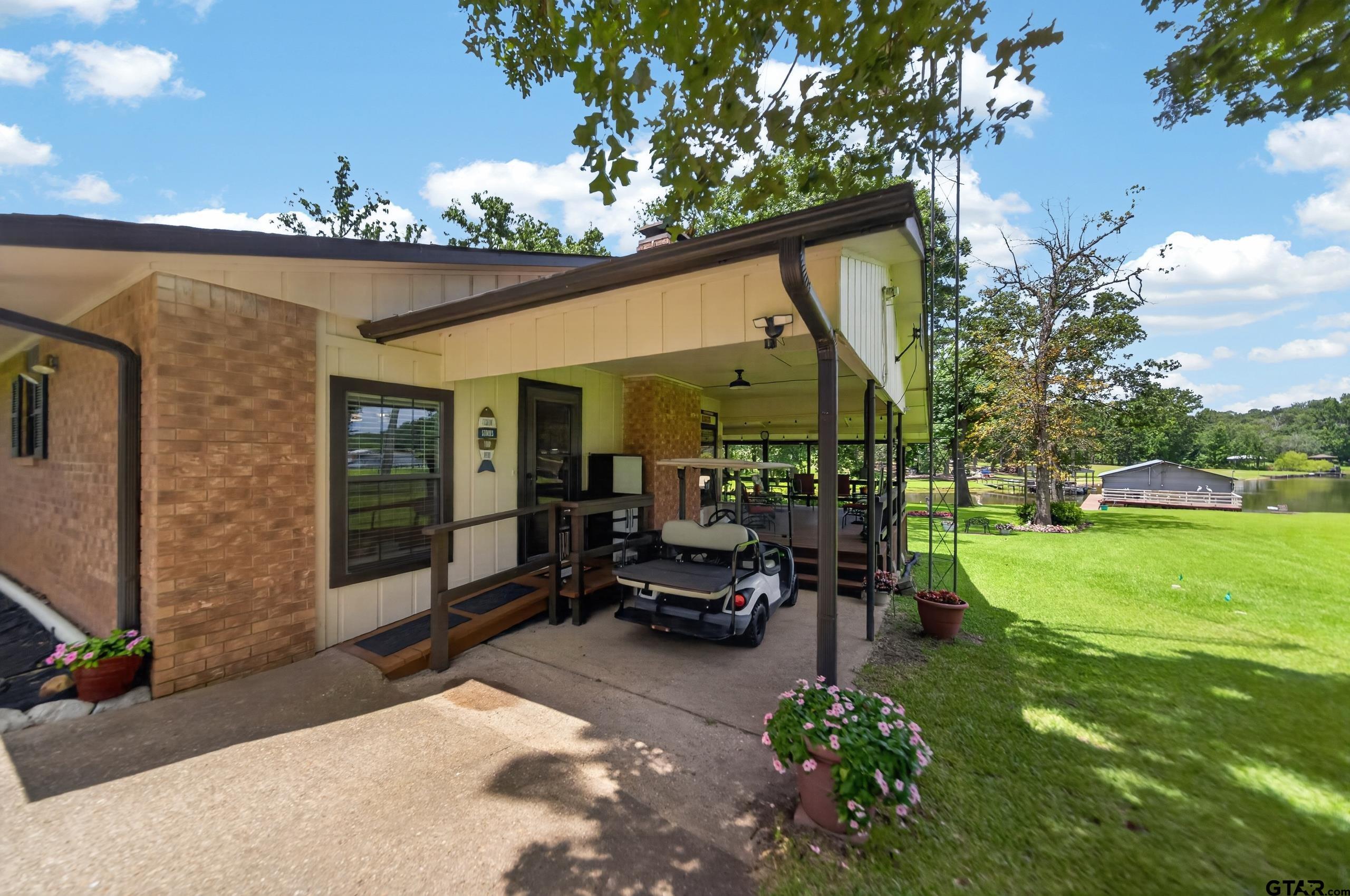 7344 E Panarama