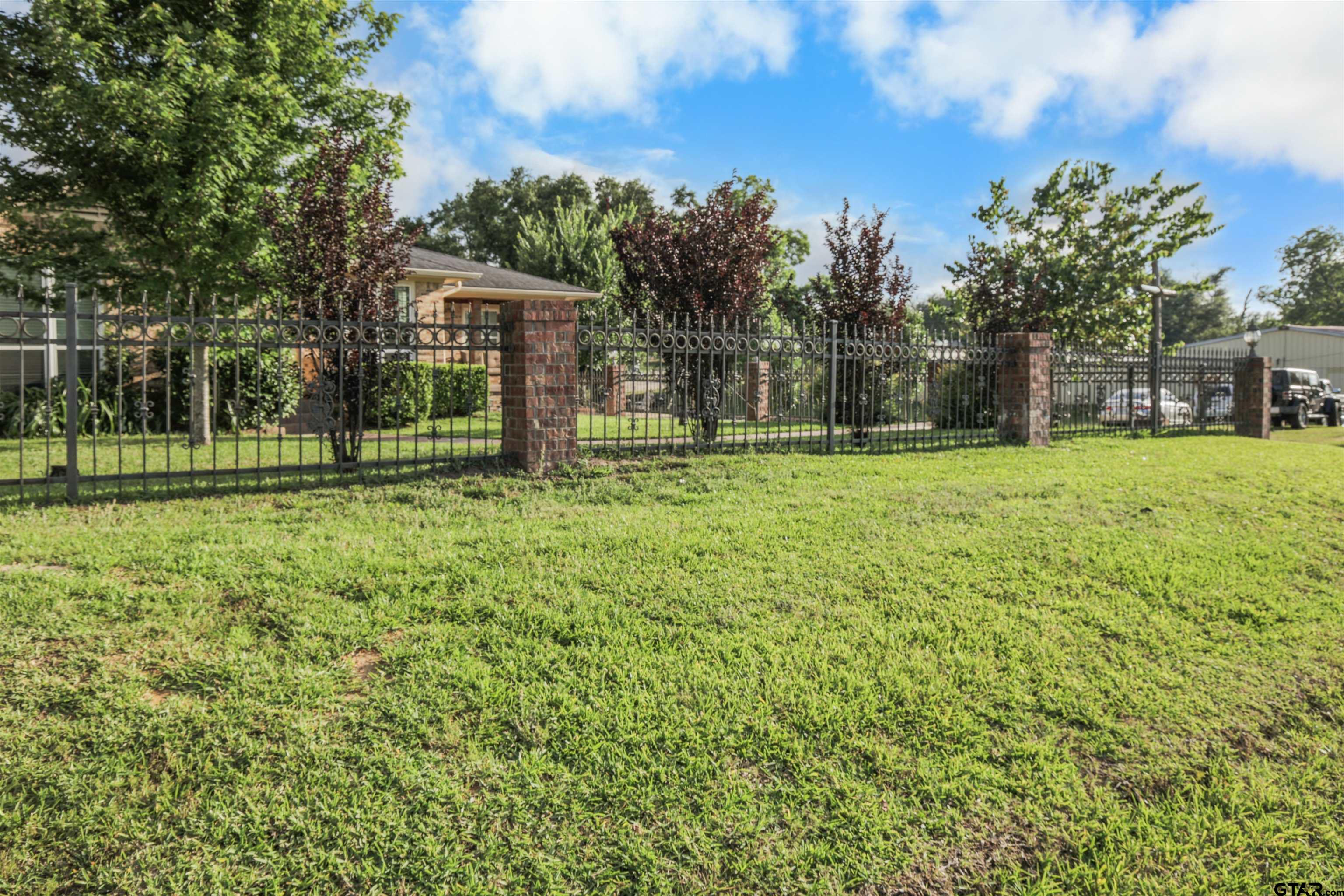 11931 W State Highway 64