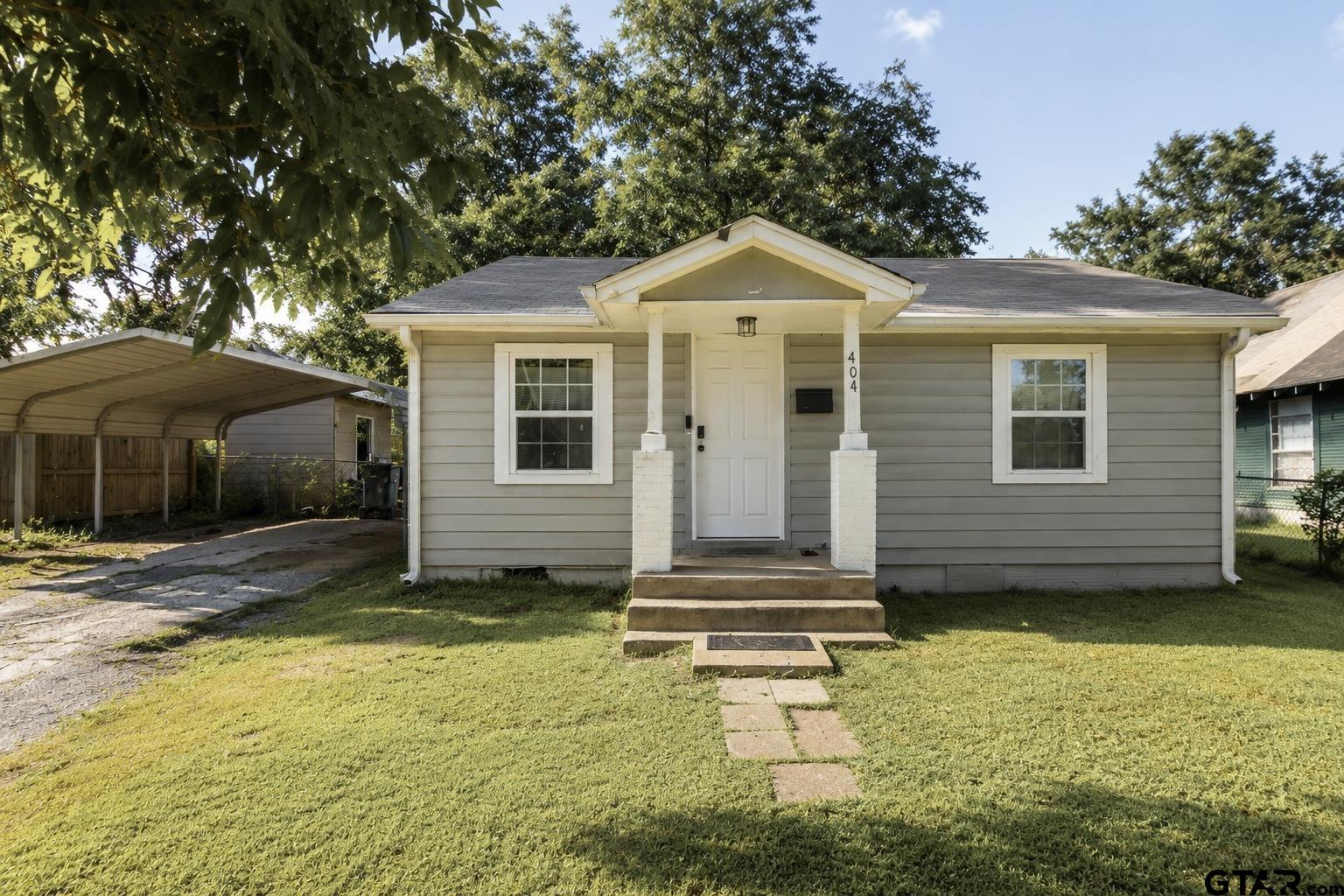 Photo 1 of 22 — 404 Monroe St, Jacksonville, TX 75766