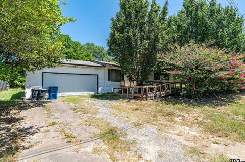 309 McDaniel Mineola TX 75773